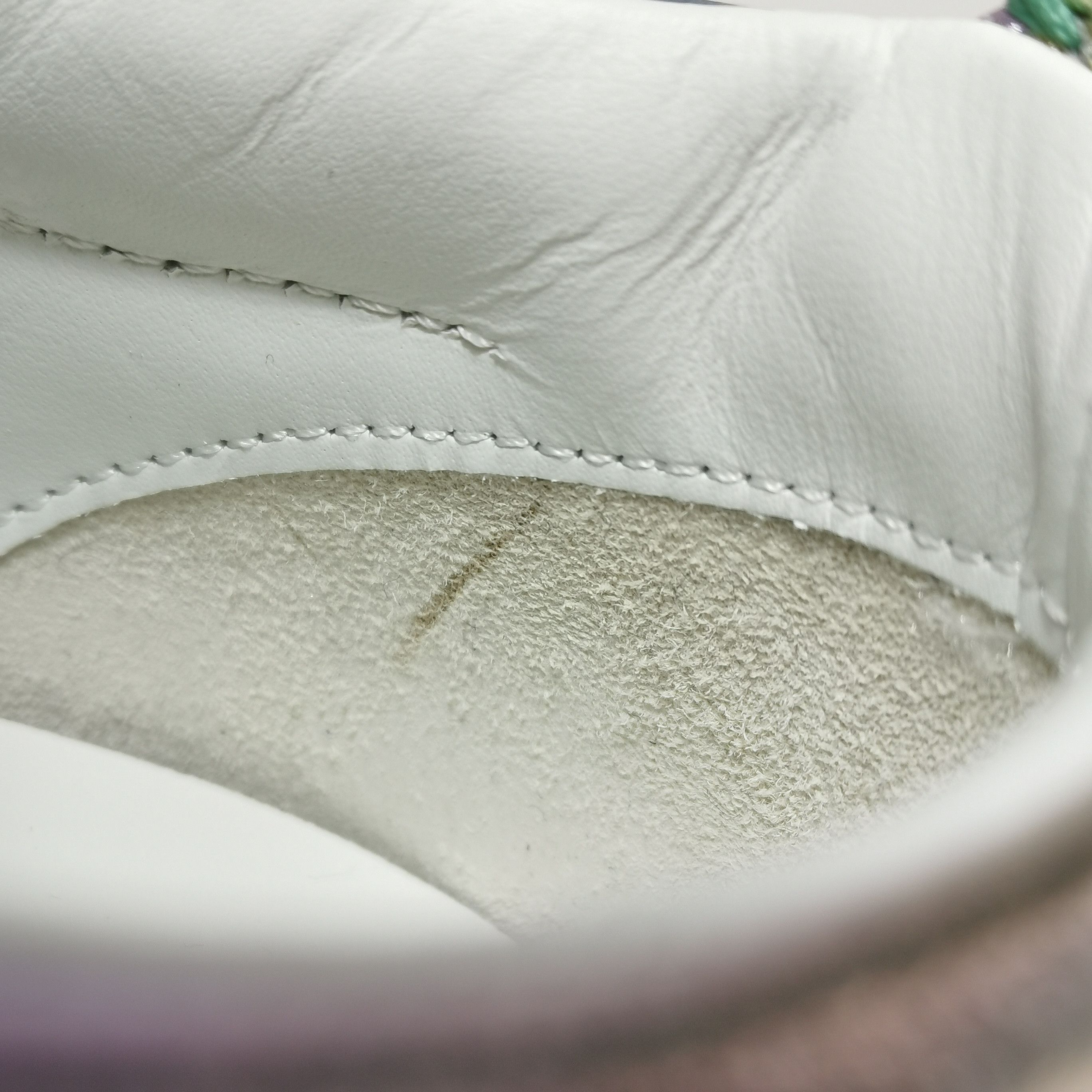 Christian Louboutin Christian Louboutin Men 8 Lowtop Sneakers Size US 8 / EU 41 - 14 Thumbnail