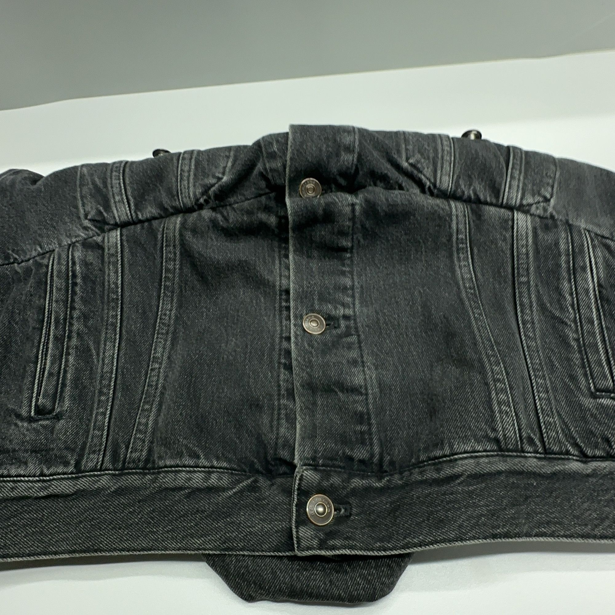 Balenciaga Balenciaga Washed Denim Jacket Size 40 Size US XXS / EU 40 - 10 Thumbnail