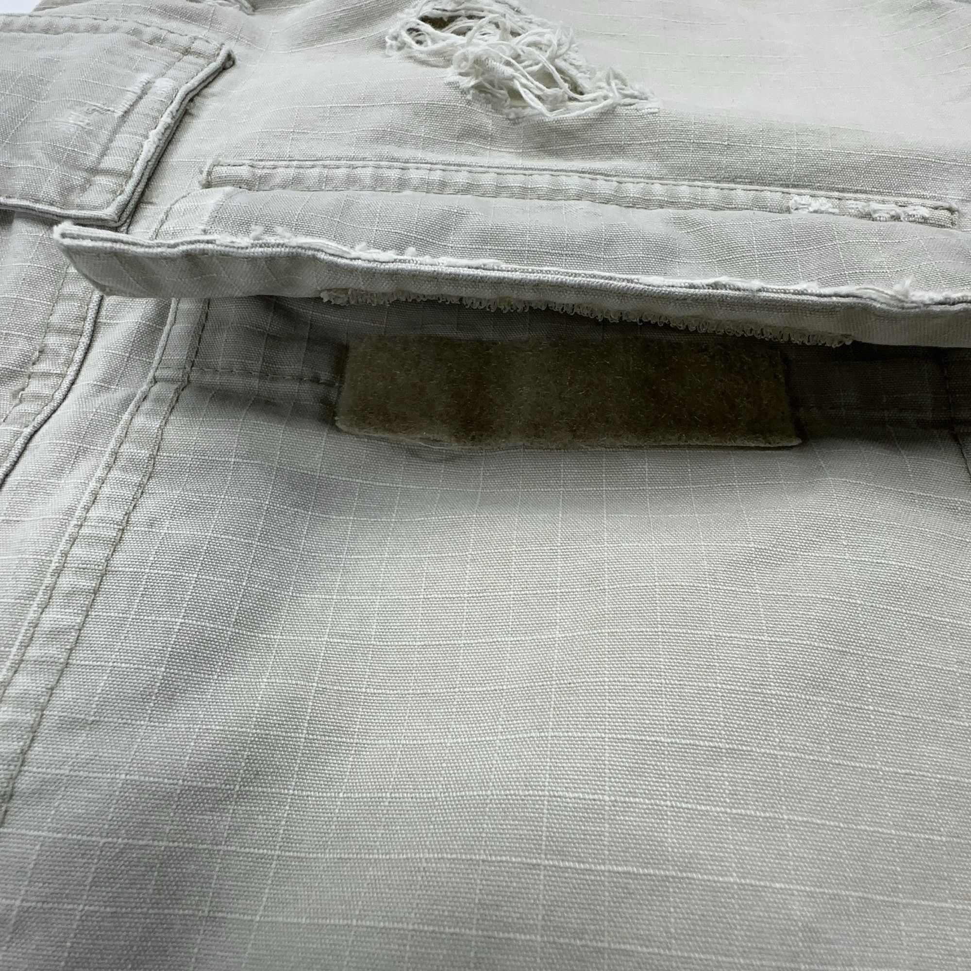 Balenciaga Balenciaga Garde-Robe Cargo Pants Size 28 Size US 28 / EU 44 - 6 Thumbnail
