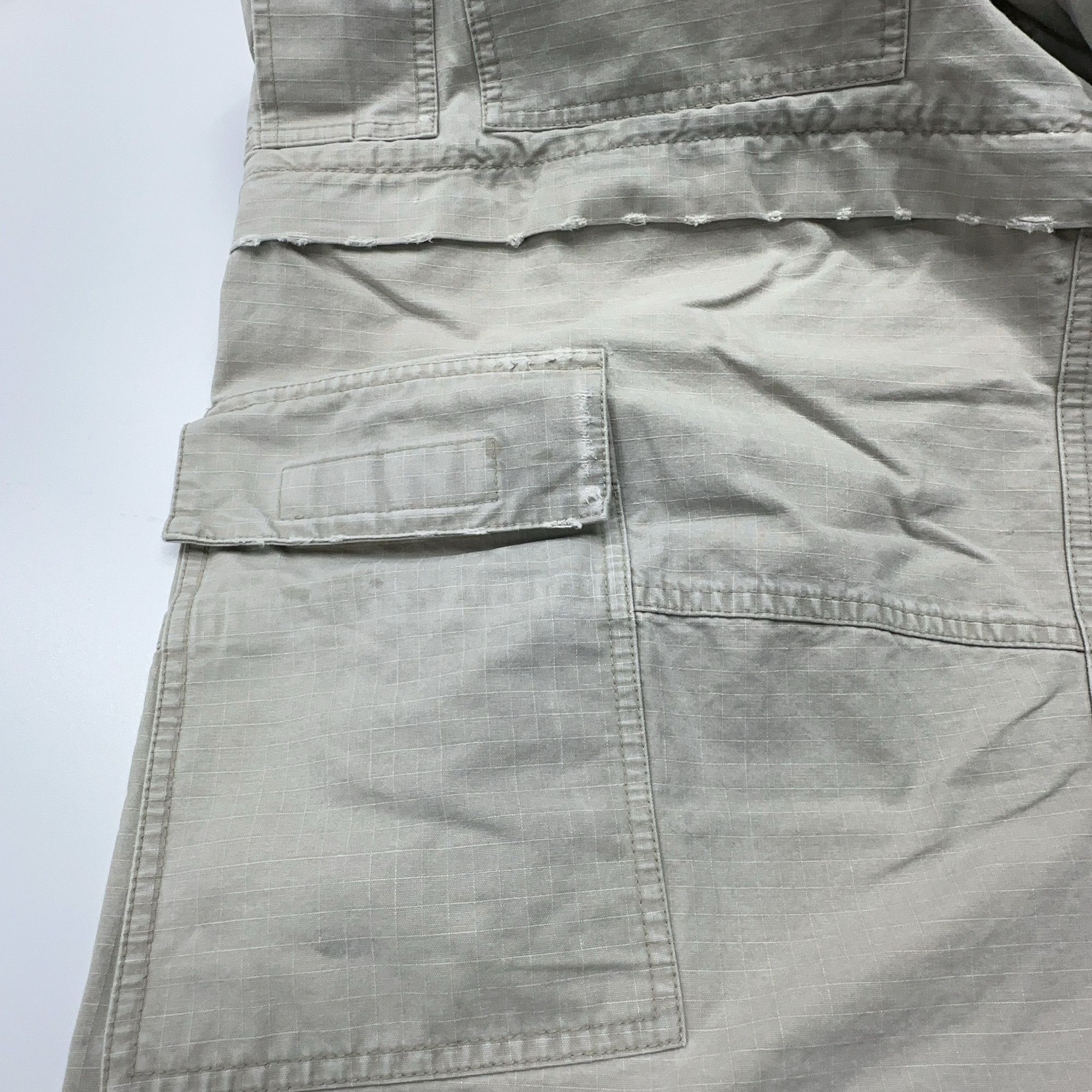 Balenciaga Balenciaga Garde-Robe Cargo Pants Size 28 Size US 28 / EU 44 - 7 Thumbnail