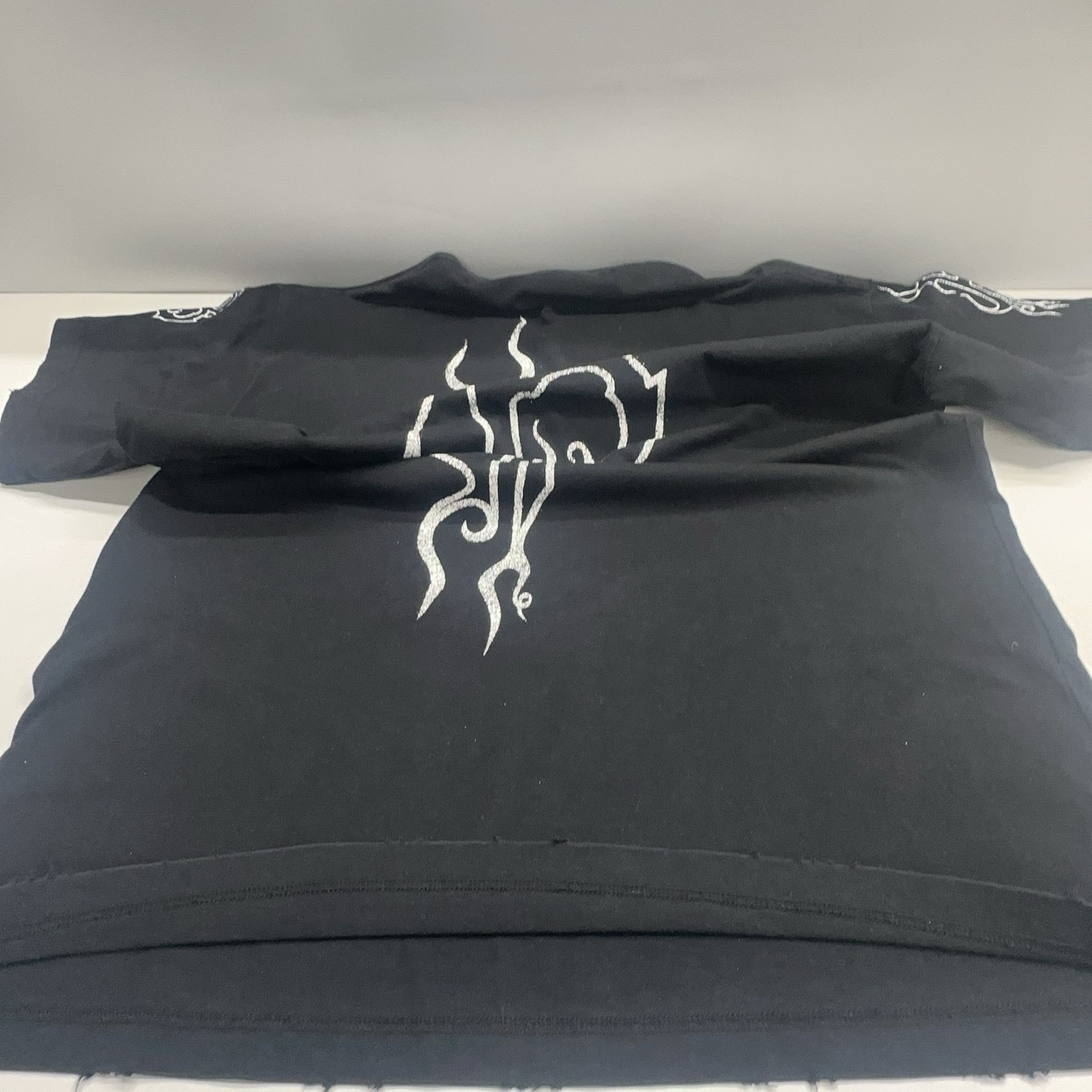 Balenciaga Balenciaga Gothic Logo T-Shirt Size L Size US L / EU 52-54 / 3 - 11 Thumbnail