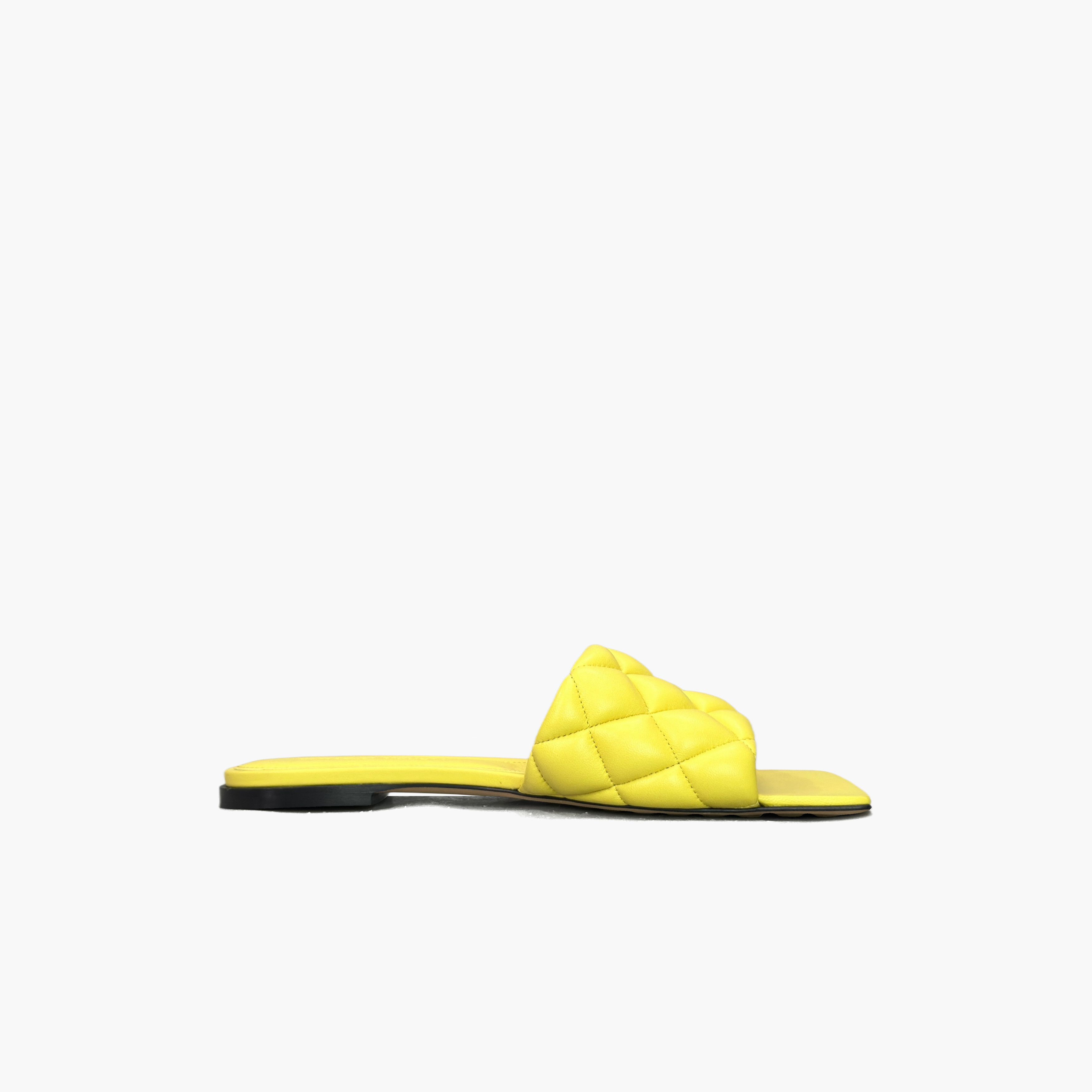 Bottega Veneta Bottega Veneta Quilted Leather Sandals Size 35.5 Size US 5.5 / IT 35.5 - 2 Thumbnail