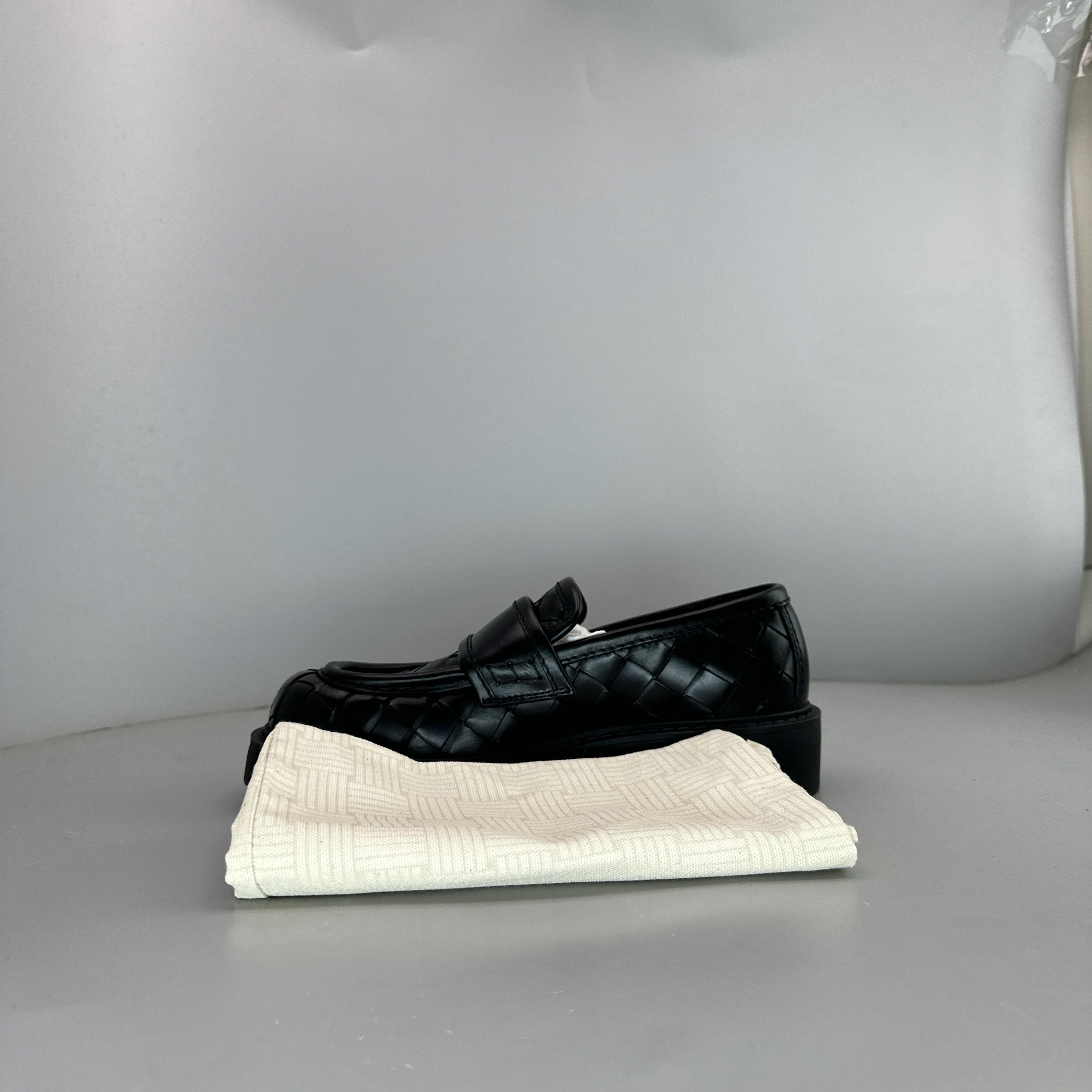 Bottega Veneta Bottega Veneta Intrecciato Leather Loafers Size 37 Size US 7 / IT 37 - 10 Thumbnail