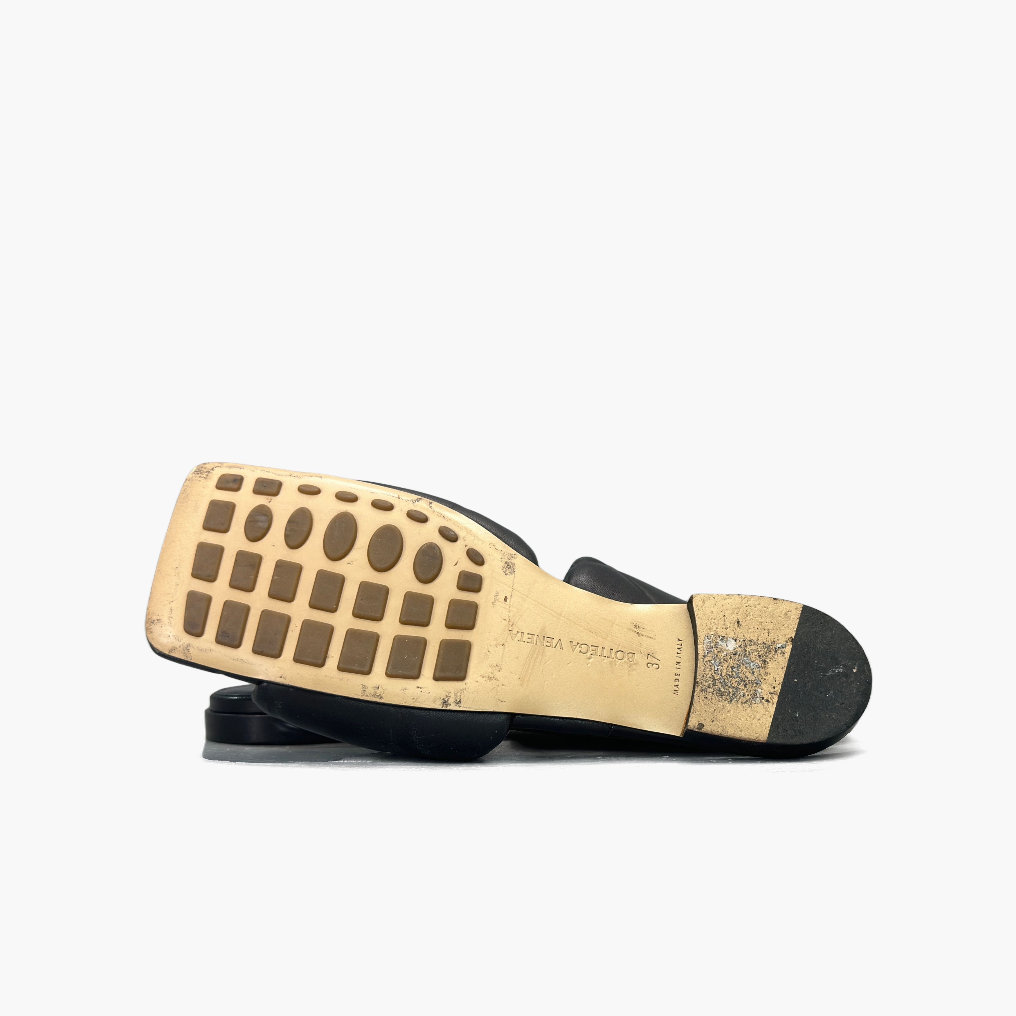 Bottega Veneta Bottega Veneta Lido Quilted Leather Sandals Size 37 Size US 7 / IT 37 - 8 Thumbnail