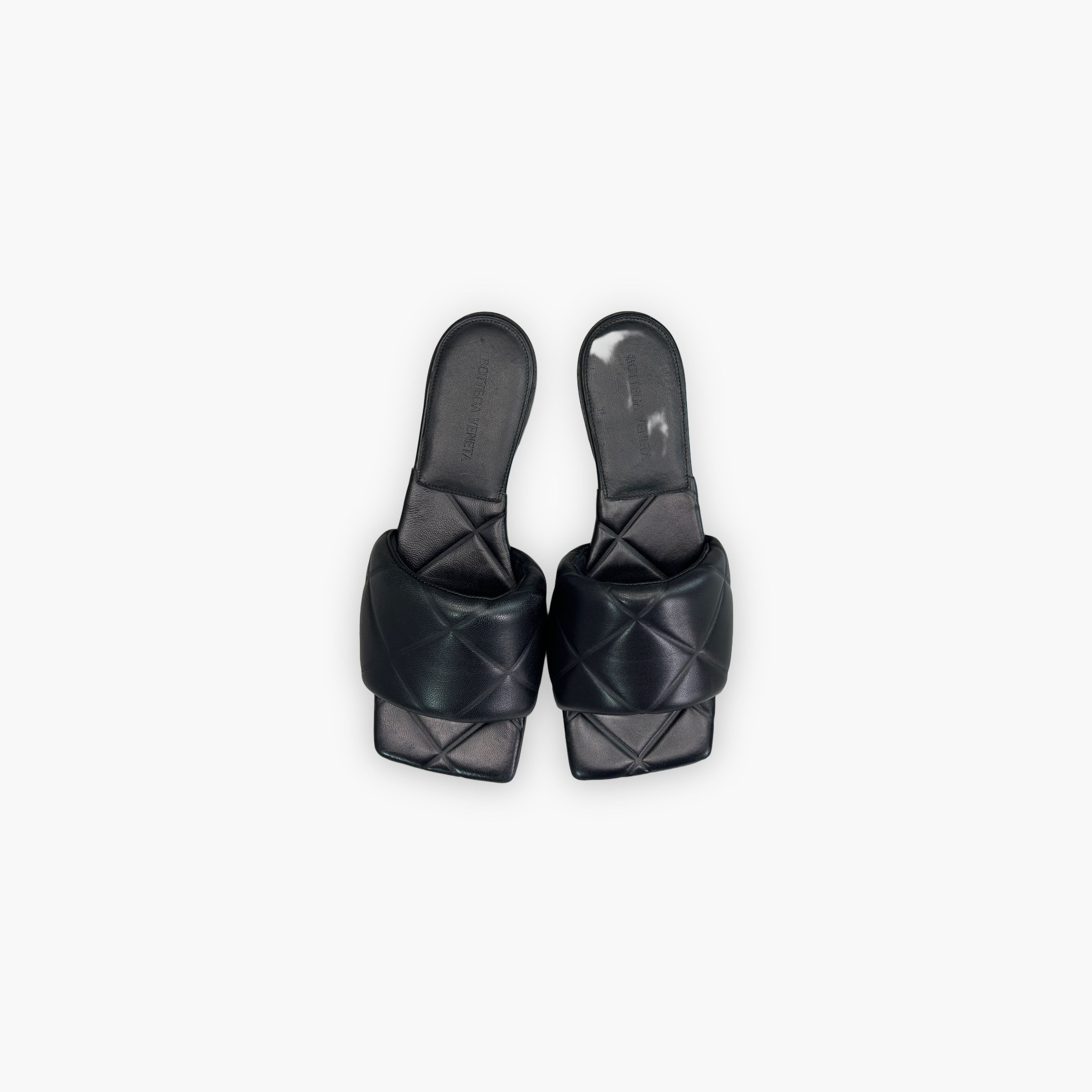 Bottega Veneta Bottega Veneta Lido Quilted Leather Sandals Size 37 Size US 7 / IT 37 - 9 Thumbnail