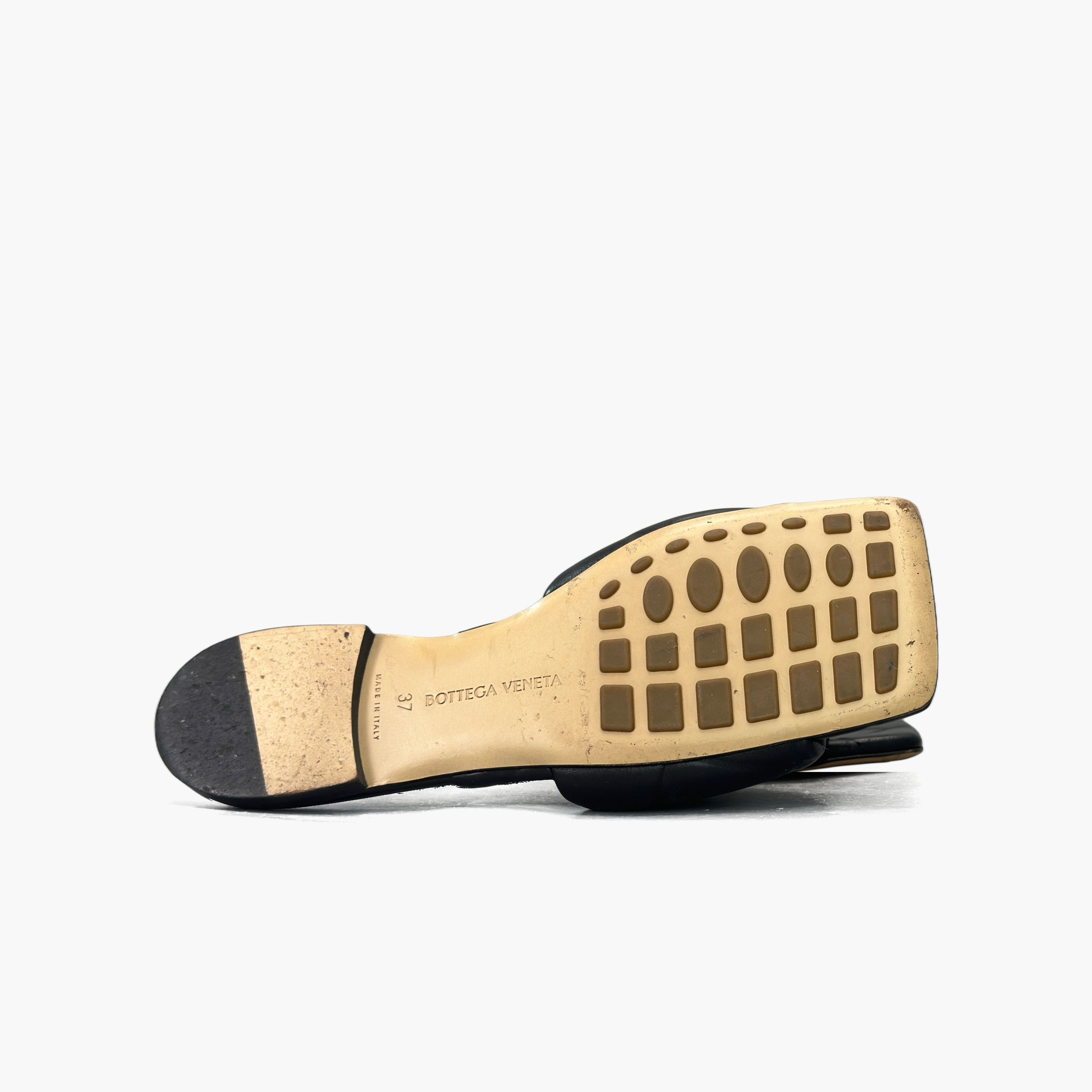 Bottega Veneta Bottega Veneta Lido Quilted Leather Sandals Size 37 Size US 7 / IT 37 - 7 Thumbnail