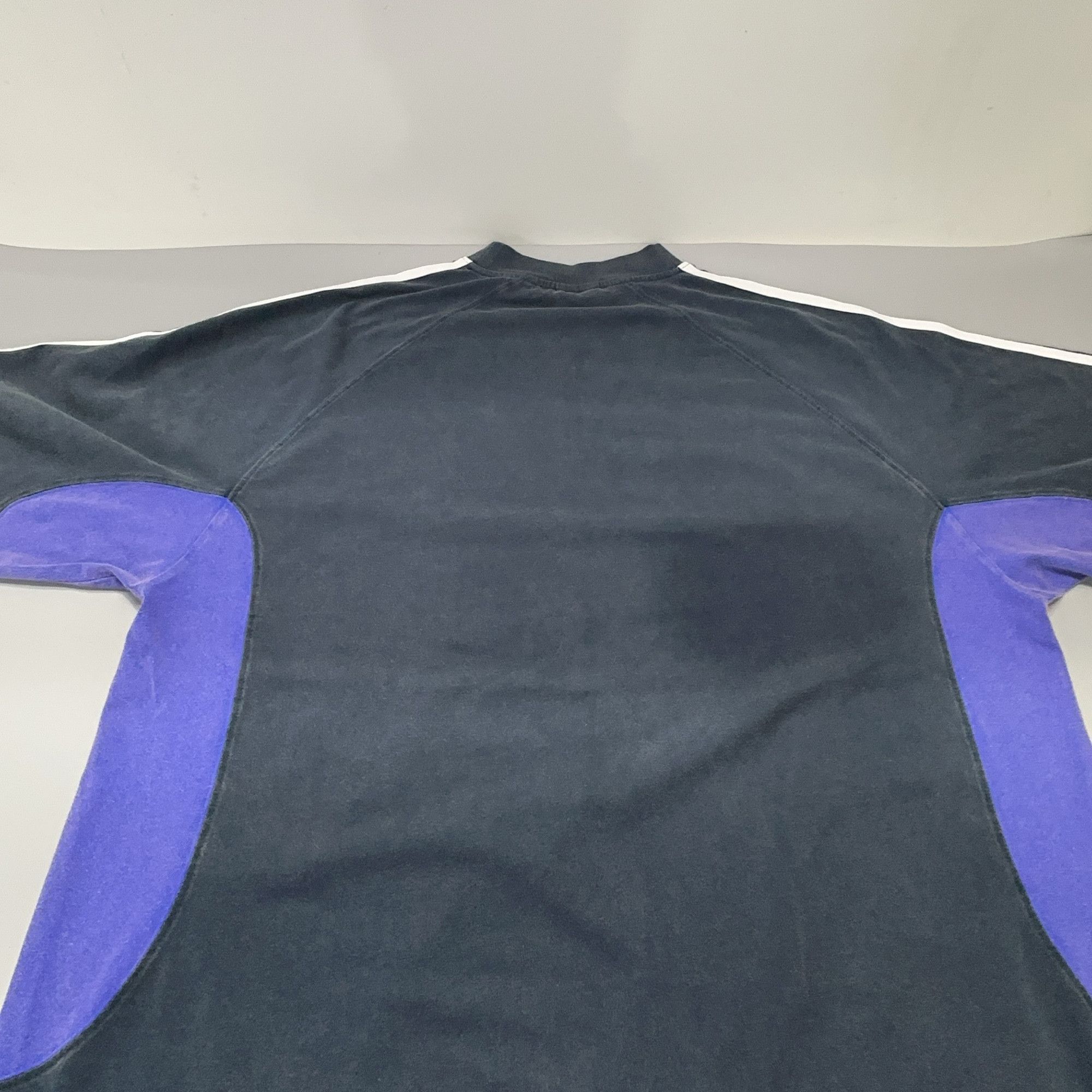 Balenciaga Balenciaga x Adidas Logo Colorblock T-Shirt Size L Size US L / EU 52-54 / 3 - 8 Thumbnail