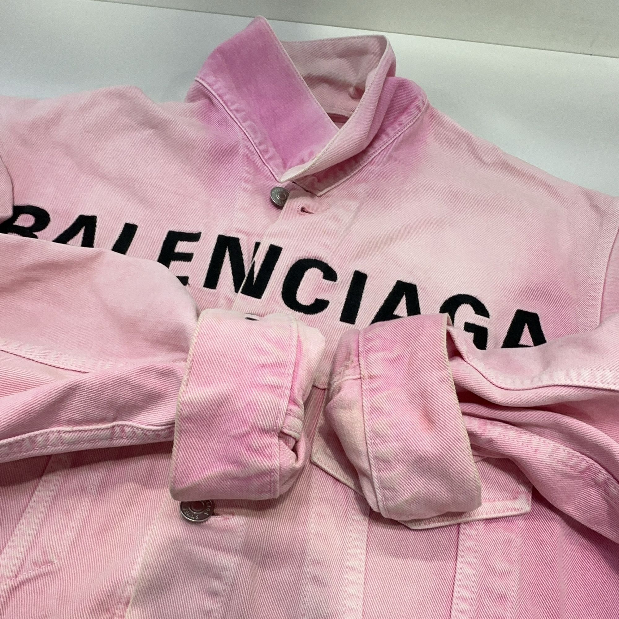 Balenciaga Balenciaga Pink Logo Denim Jacket Size 34 Size XXS / US 00 / IT 34 - 11 Thumbnail