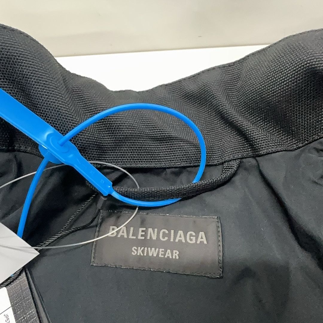 Balenciaga Balenciaga Skiwear Logo Tech Jacket Size 44 Size US S / EU 44-46 / 1 - 6 Thumbnail