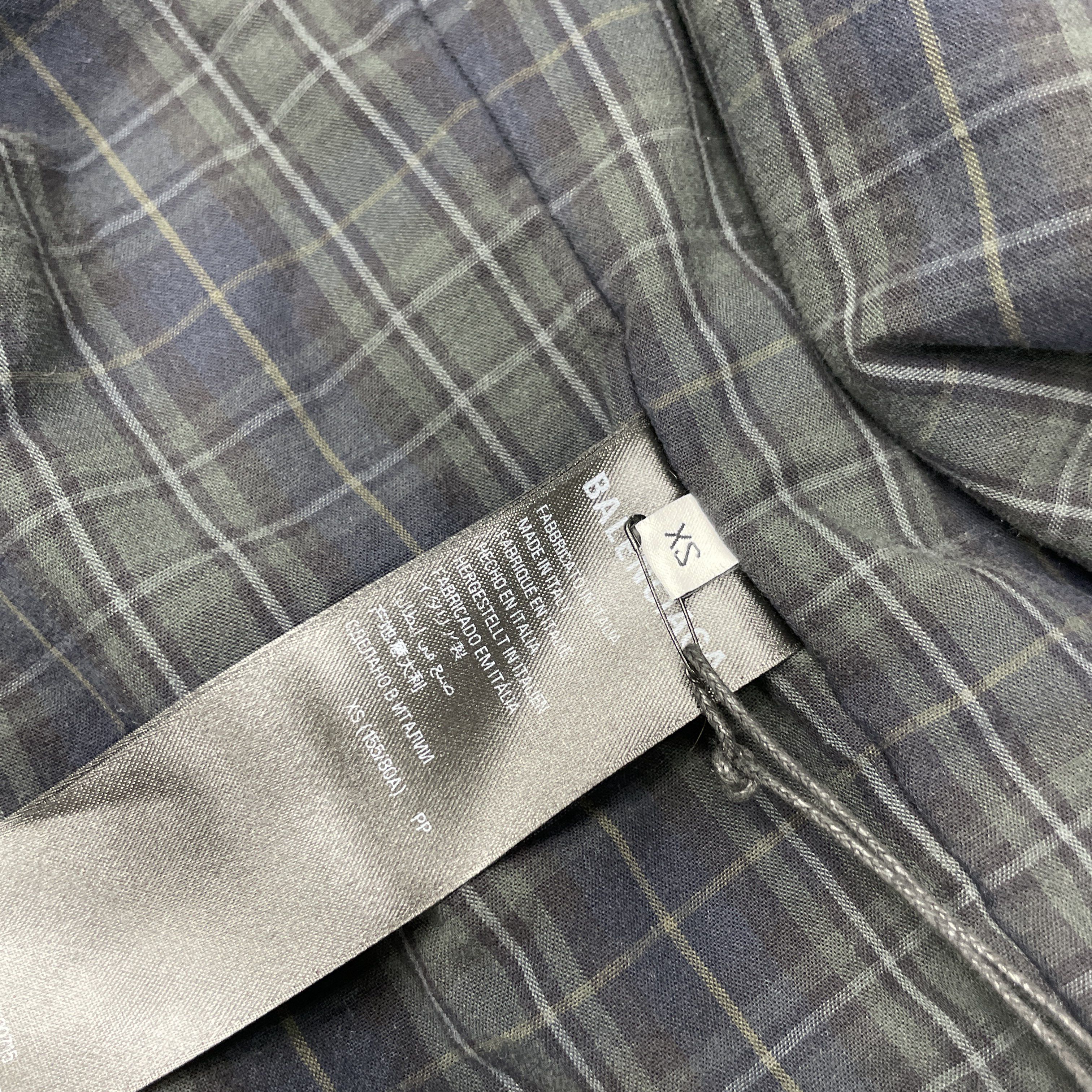 Balenciaga Balenciaga Plaid Shirt Size XS Size US XS / EU 42 / 0 - 4 Thumbnail