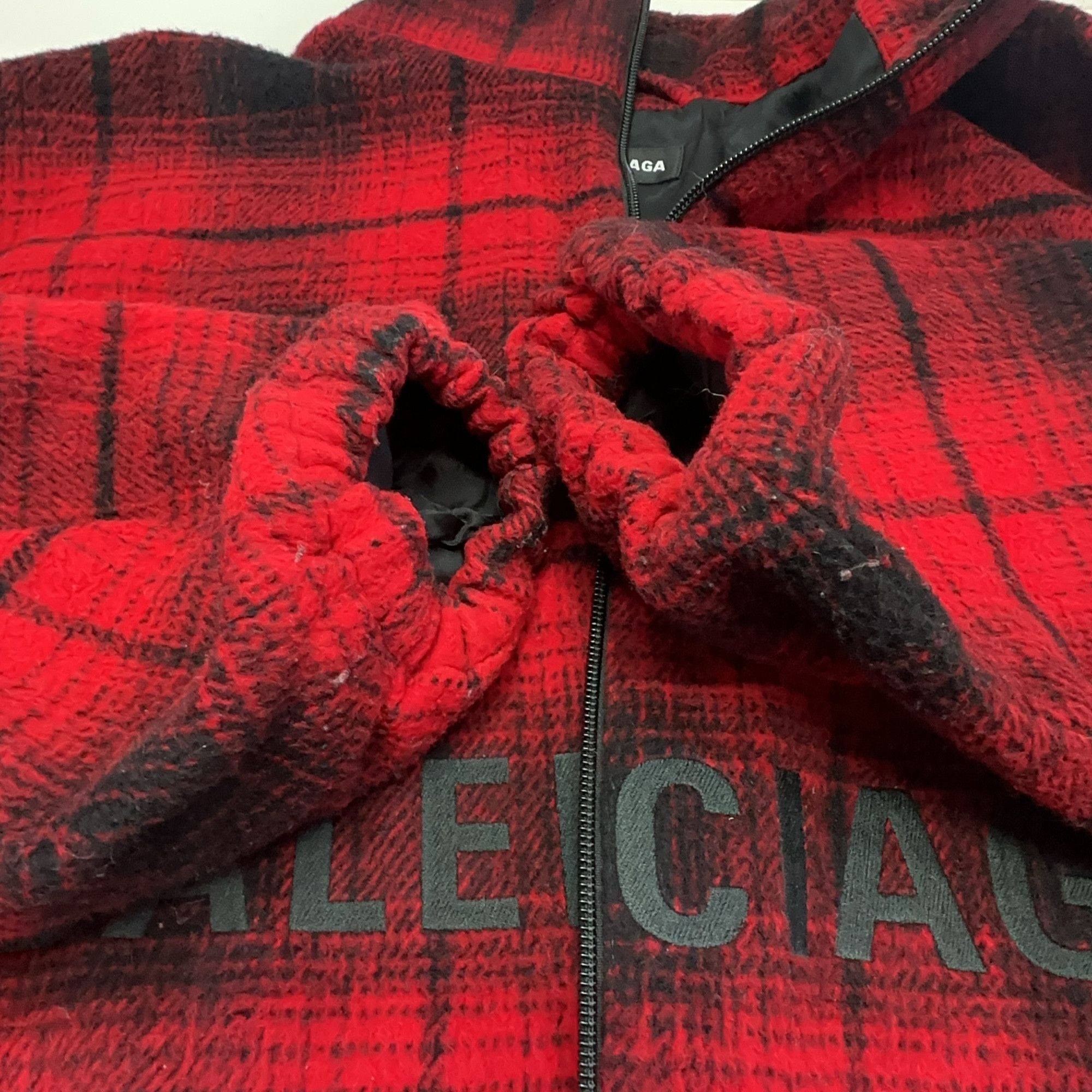 Balenciaga Balenciaga Plaid Logo Zip Jacket Size M Size US M / EU 48-50 / 2 - 6 Thumbnail