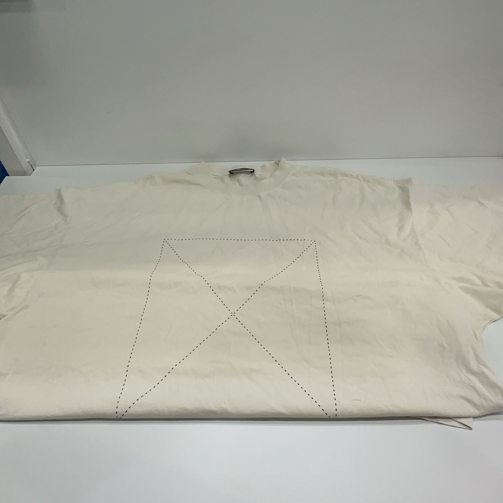 Balenciaga Balenciaga Your Ad Here Graphic T-Shirt Size M Size US M / EU 48-50 / 2 - 8 Thumbnail