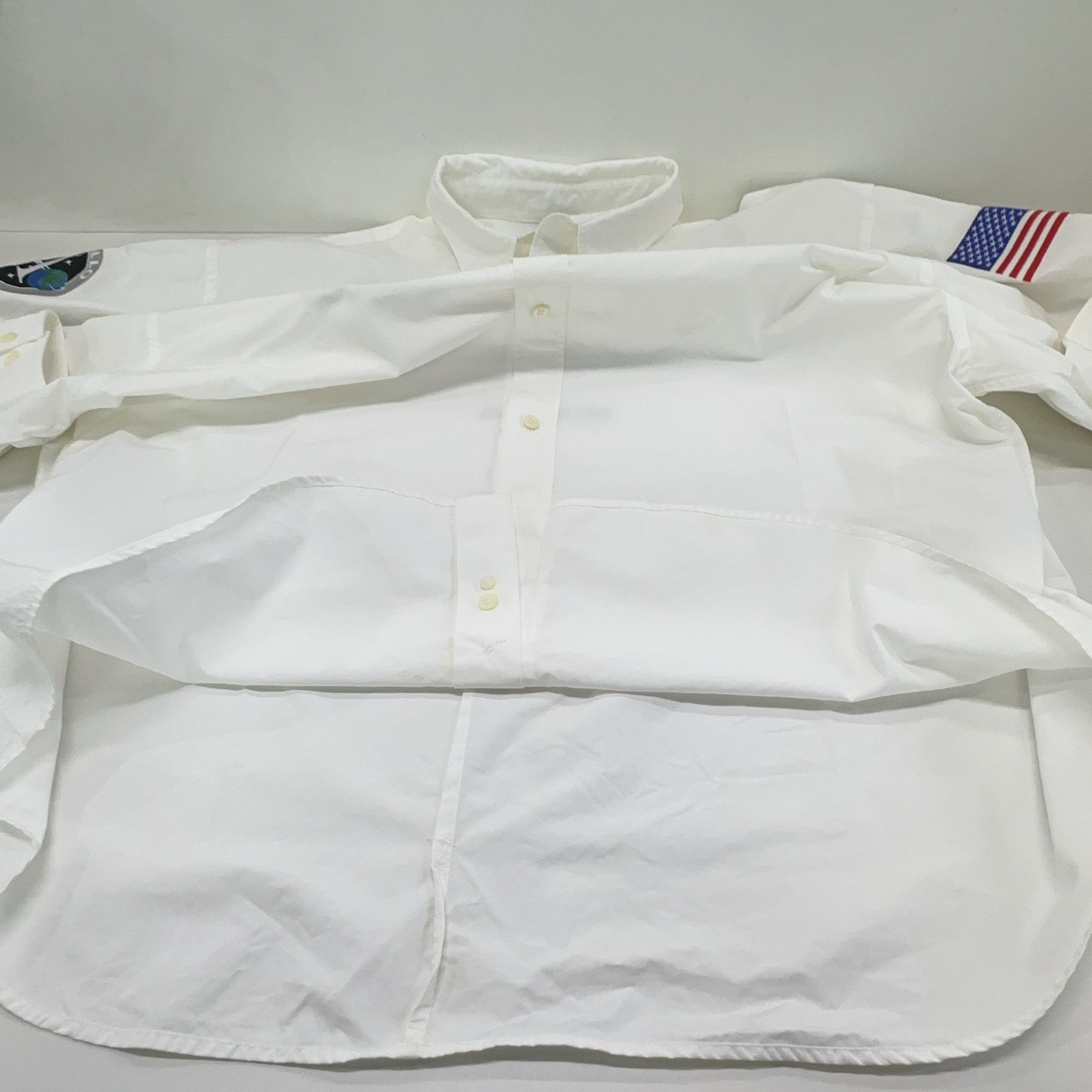 Balenciaga Balenciaga NASA Embroidery Button Up Shirt Size M Size US M / EU 48-50 / 2 - 7 Thumbnail