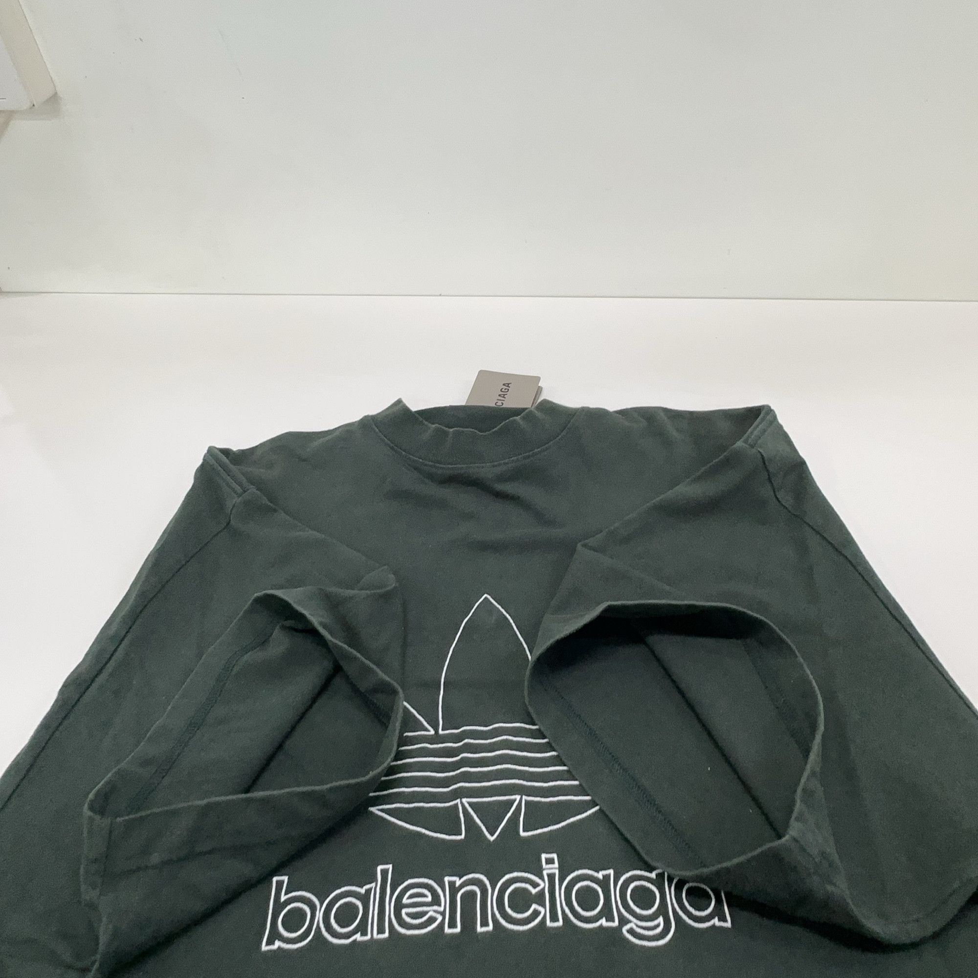Balenciaga Balenciaga x Adidas Logo T-Shirt Size M Size US M / EU 48-50 / 2 - 17 Thumbnail