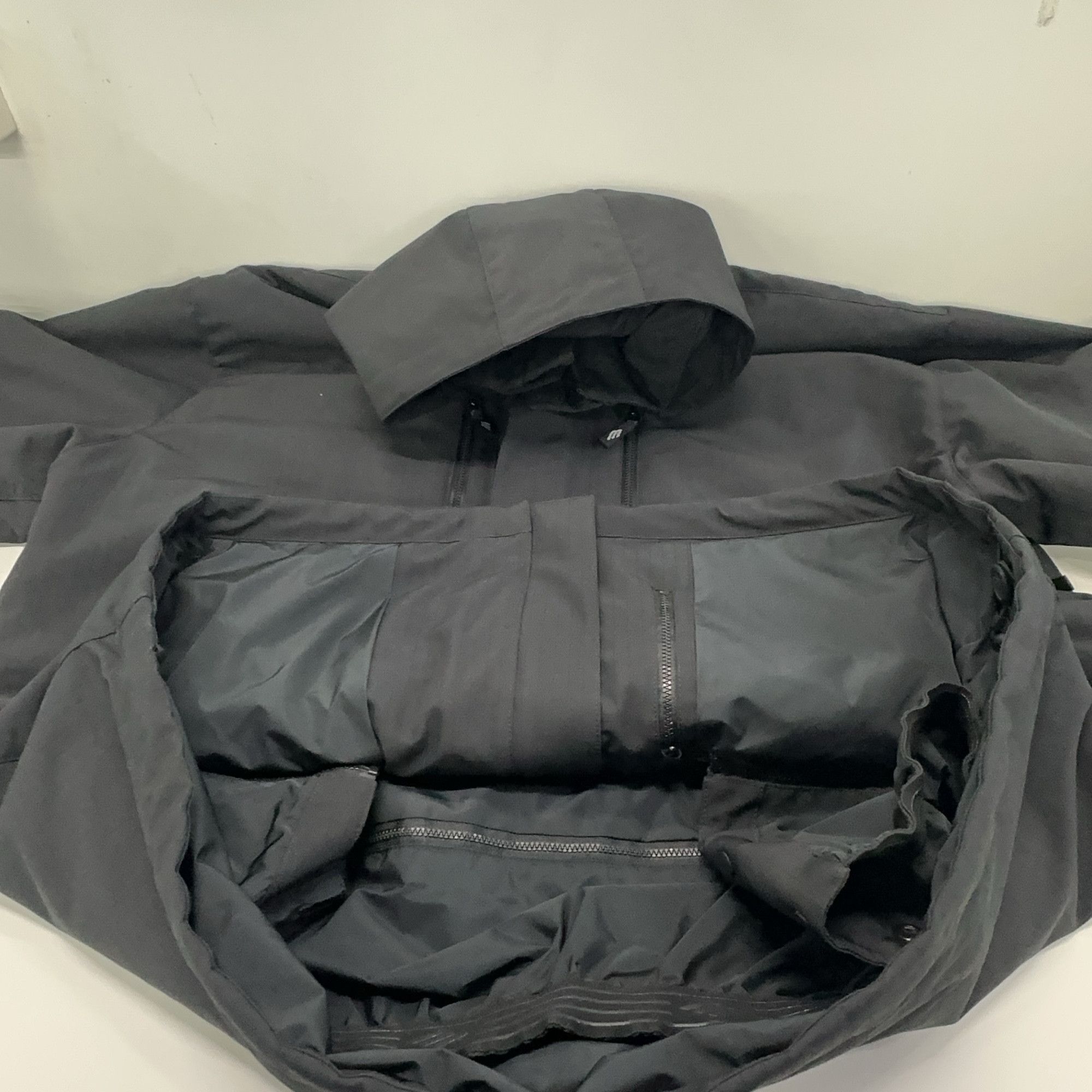 Balenciaga Balenciaga Skiwear Zip Up Jacket Size 46 Size US S / EU 44-46 / 1 - 7 Thumbnail