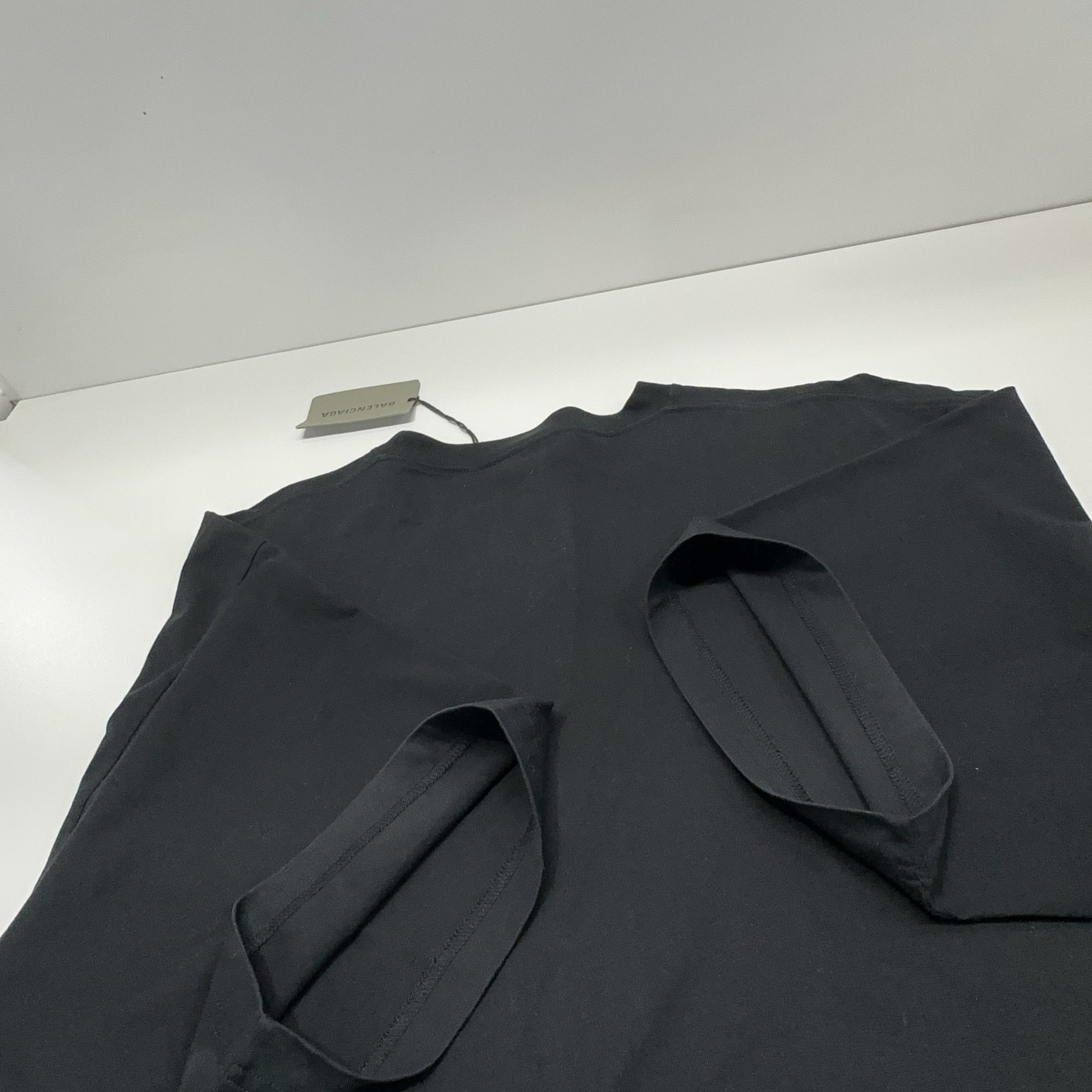 Balenciaga Balenciaga Homewear T-Shirt Size M Size US M / EU 48-50 / 2 - 19 Thumbnail