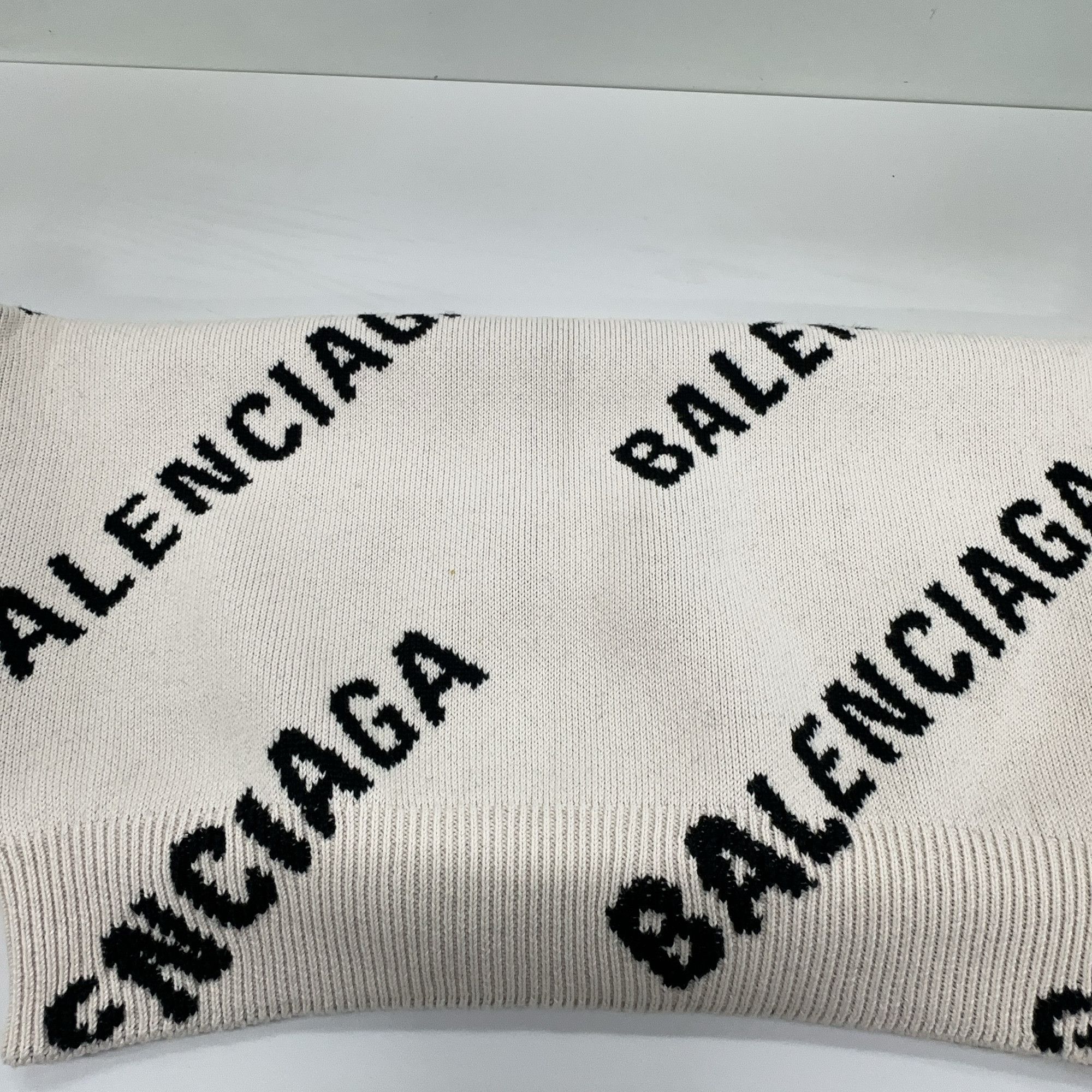 Balenciaga Balenciaga Logo Knit Sweater Size M Size M / US 6-8 / IT 42-44 - 6 Thumbnail