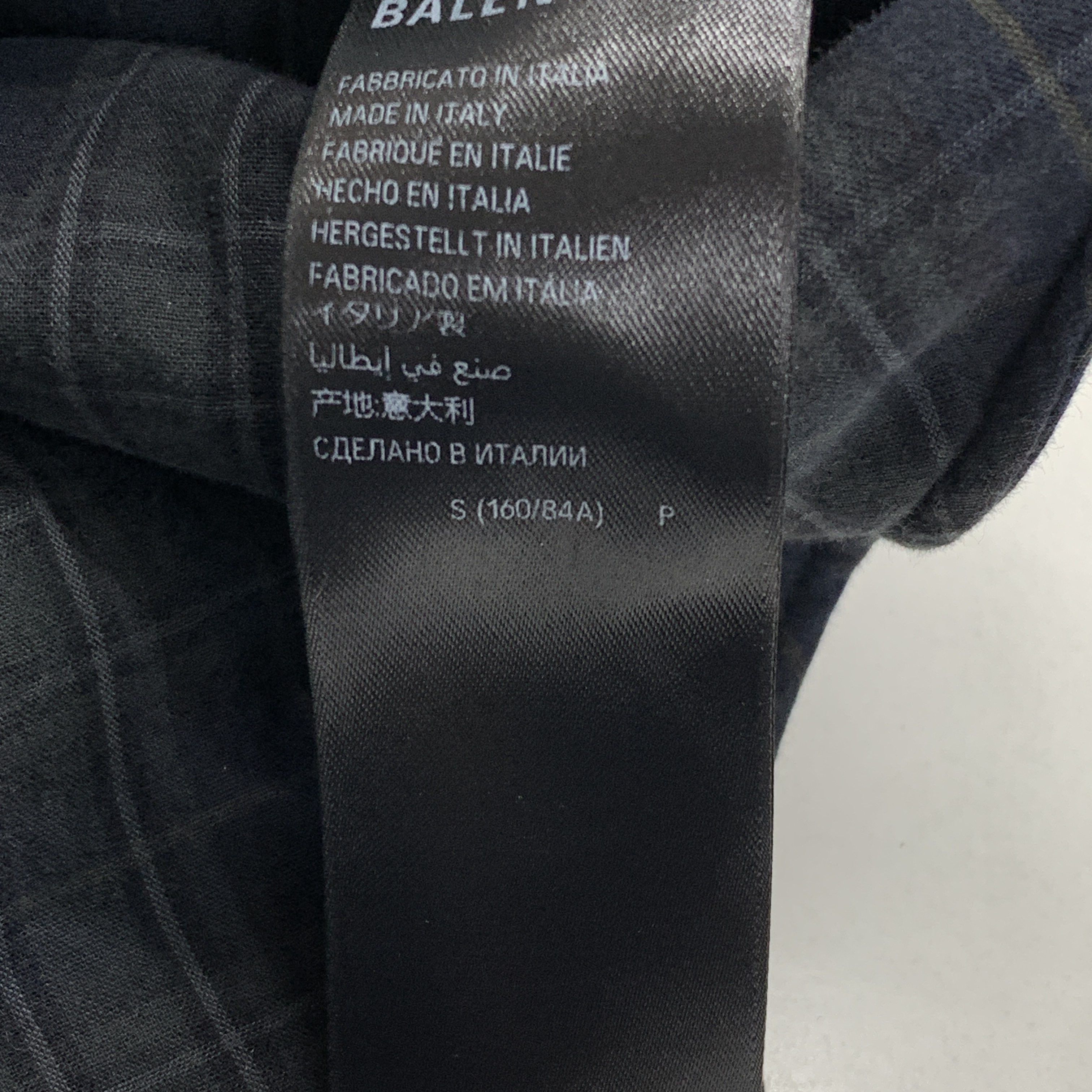 Balenciaga Balenciaga Plaid Button Up Shirt Size S Size US S / EU 44-46 / 1 - 3 Thumbnail
