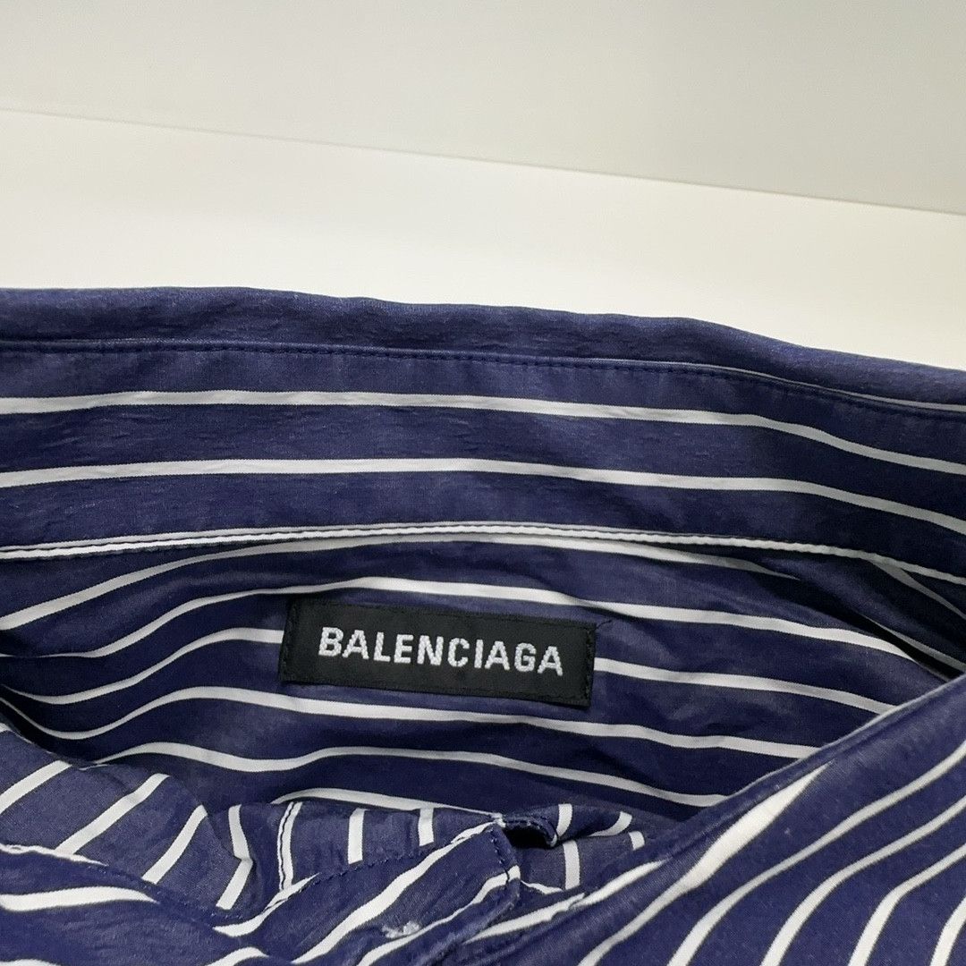 Balenciaga Balenciaga Striped Button Up Shirt Size 39 Size US M / EU 48-50 / 2 - 3 Thumbnail