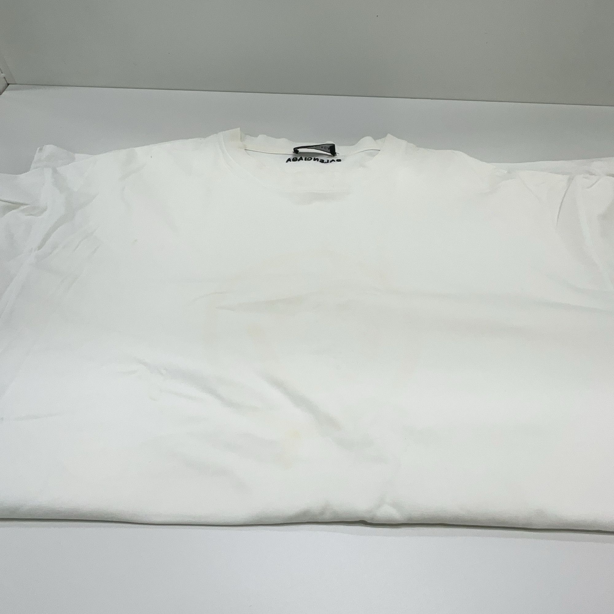 Balenciaga Balenciaga Unifit Logo T-Shirt Size XL Size US XL / EU 56 / 4 - 8 Thumbnail