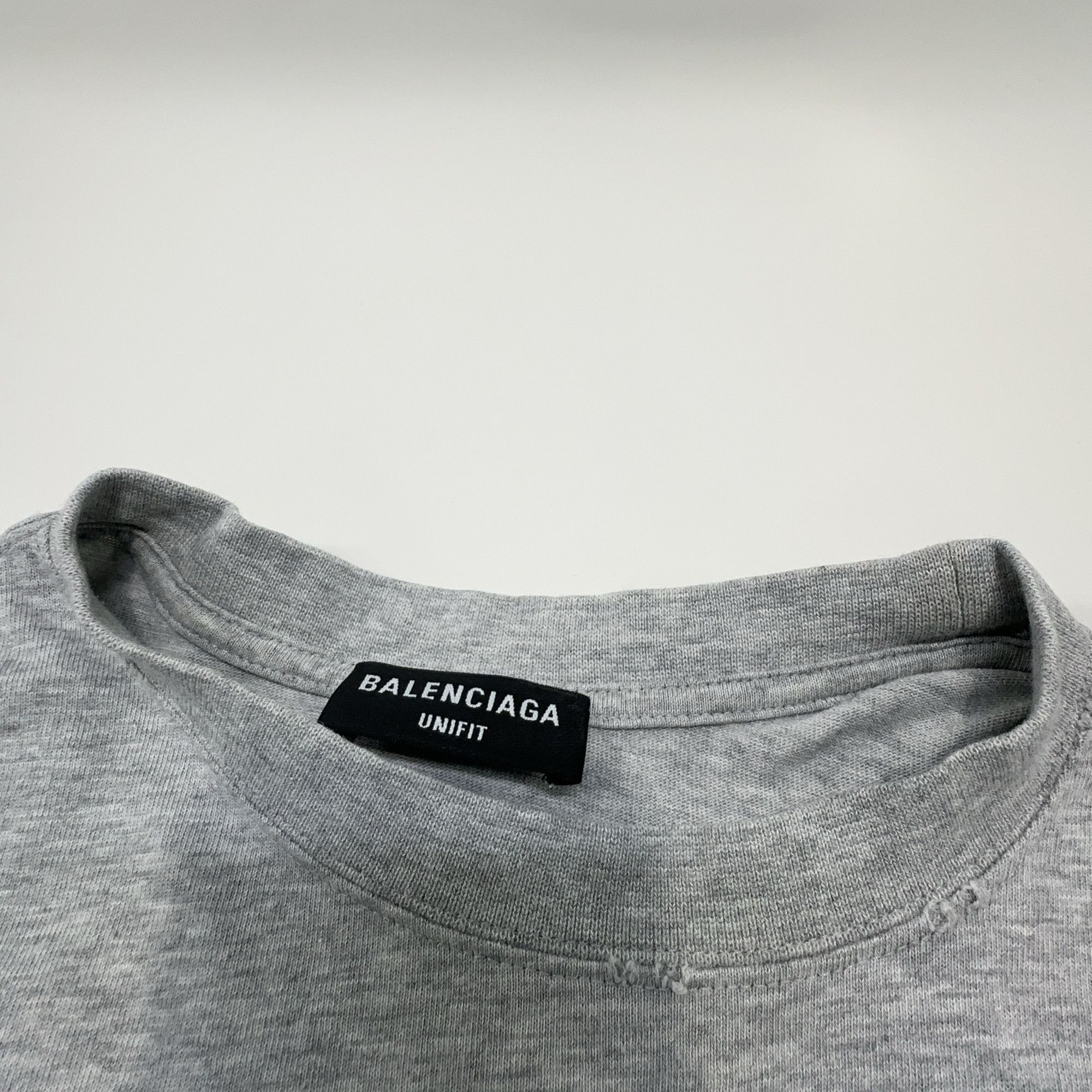 Balenciaga Balenciaga FBI Logo T-Shirt Size L Size US L / EU 52-54 / 3 - 6 Thumbnail