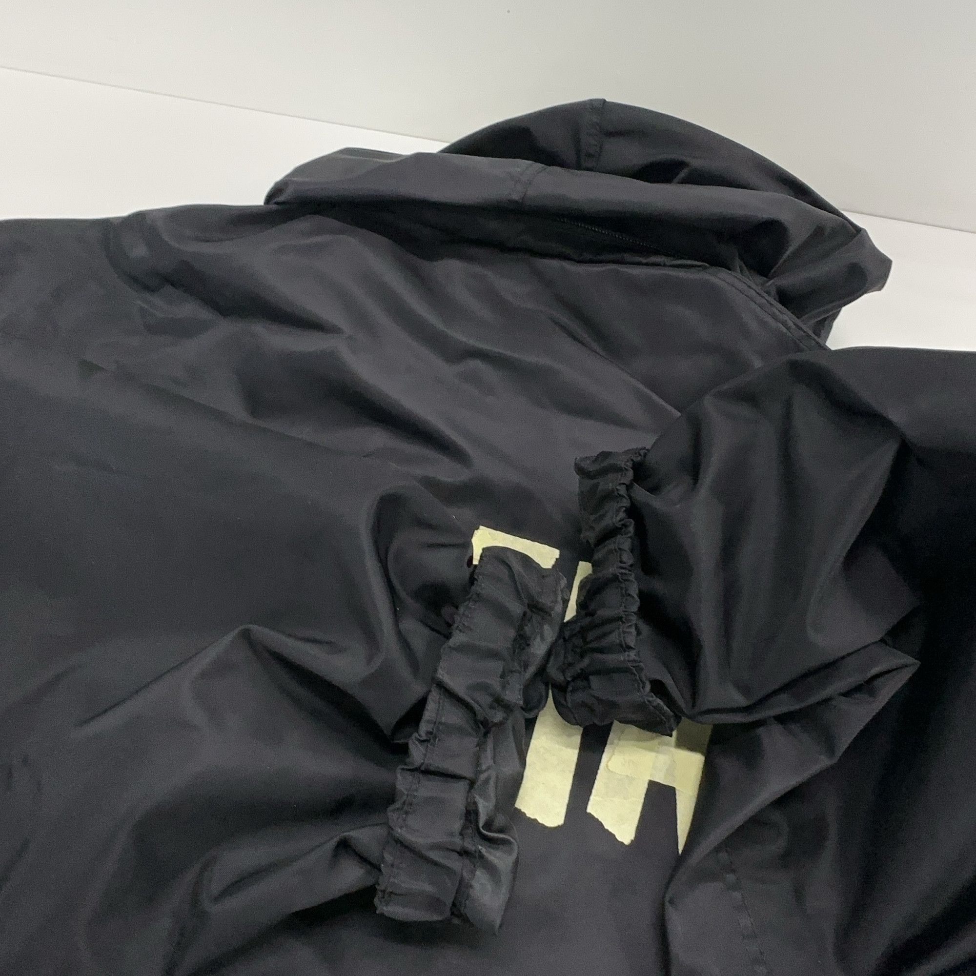 Balenciaga Balenciaga Logo Windbreaker Jacket Size S Size US S / EU 44-46 / 1 - 8 Thumbnail