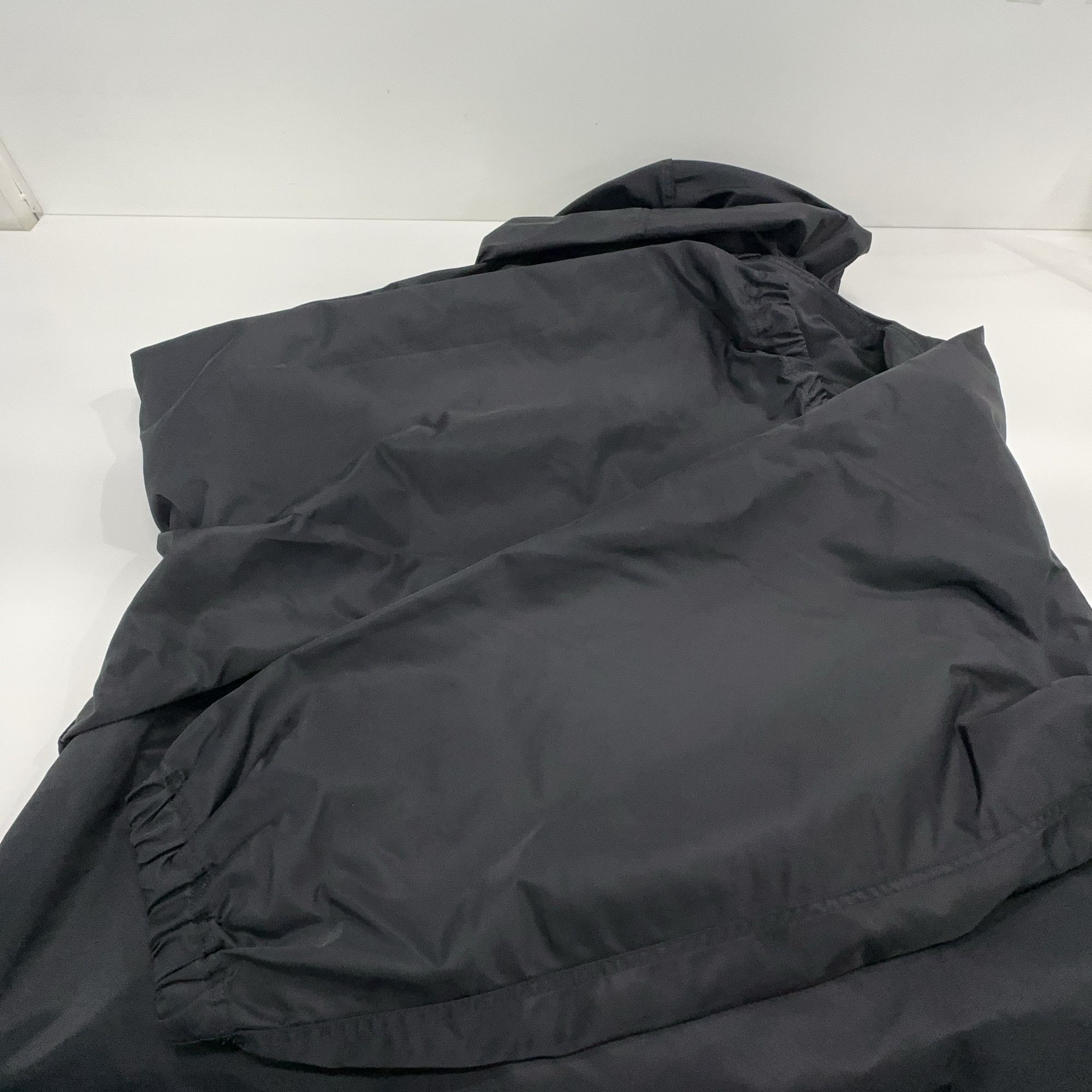 Balenciaga Balenciaga Logo Windbreaker Jacket Size S Size US S / EU 44-46 / 1 - 7 Thumbnail