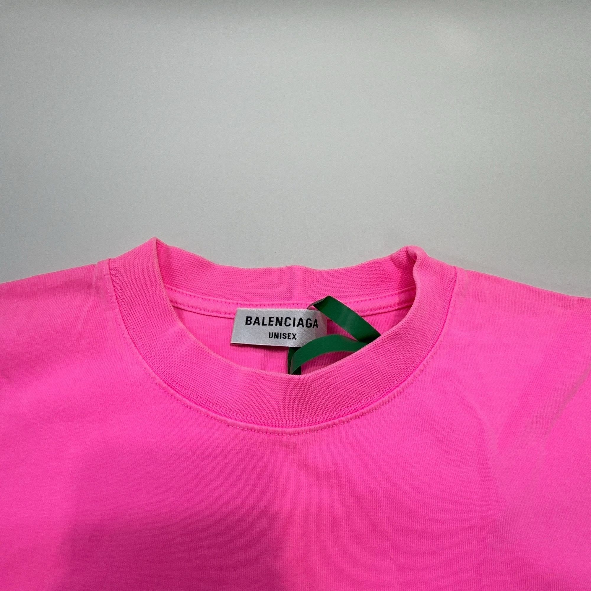Balenciaga Balenciaga 5:20 Graphic T-Shirt Pink Size S Size S / US 4 / IT 40 - 6 Thumbnail