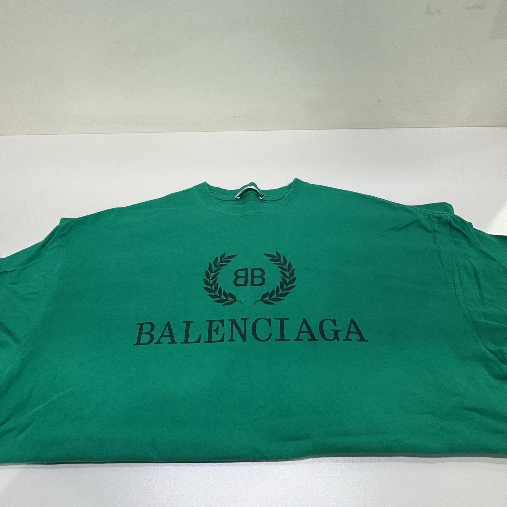 Balenciaga Balenciaga Laurel Logo T-Shirt Size XS Size US XS / EU 42 / 0 - 6 Thumbnail