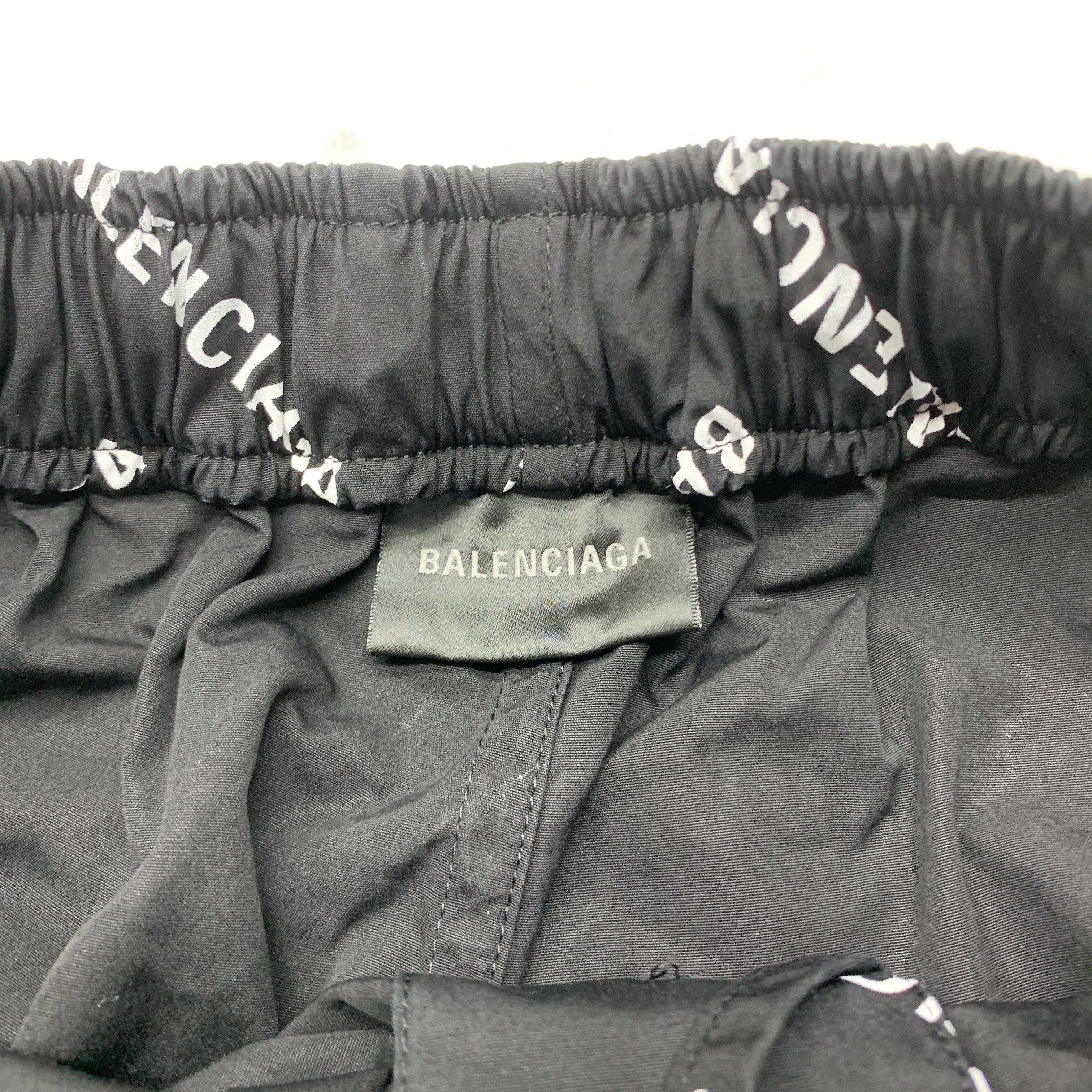 Balenciaga Balenciaga Logo Print Shorts Size 34 Size US 34 / EU 50 - 2 Thumbnail