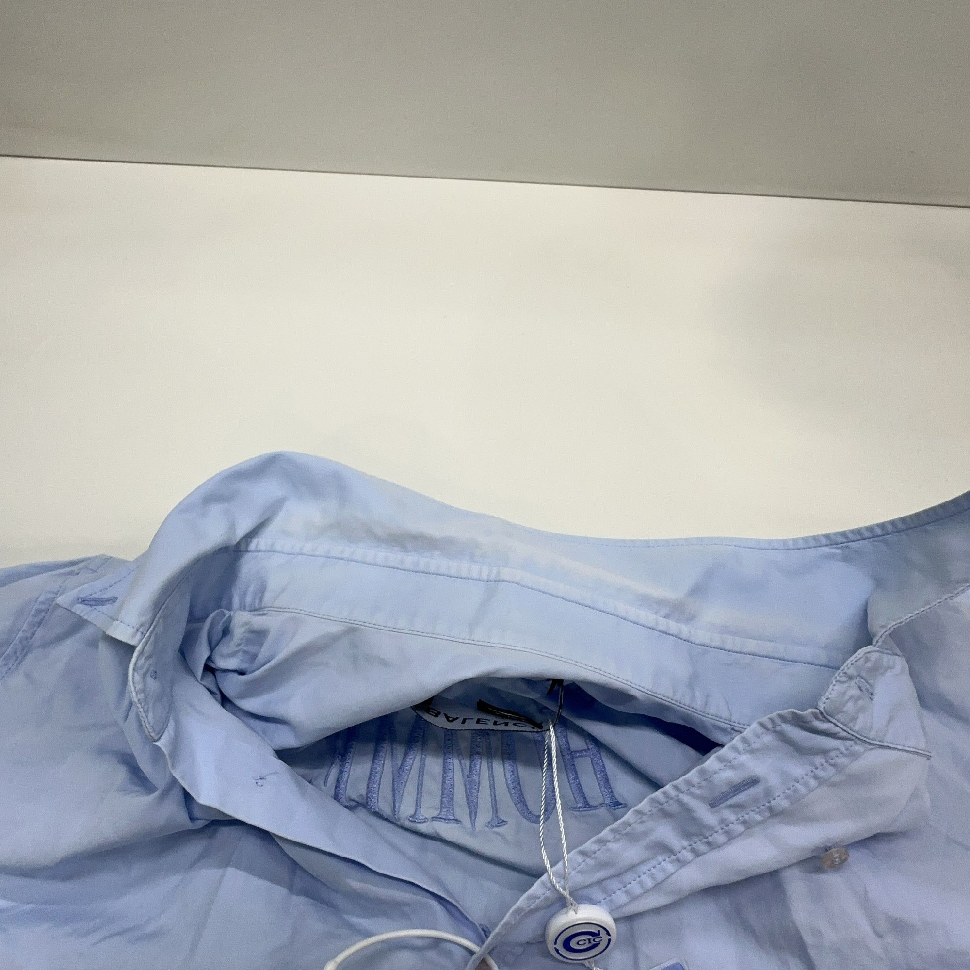 Balenciaga Balenciaga Homme Embroidered Button Up Shirt Size S Size US S / EU 44-46 / 1 - 7 Thumbnail