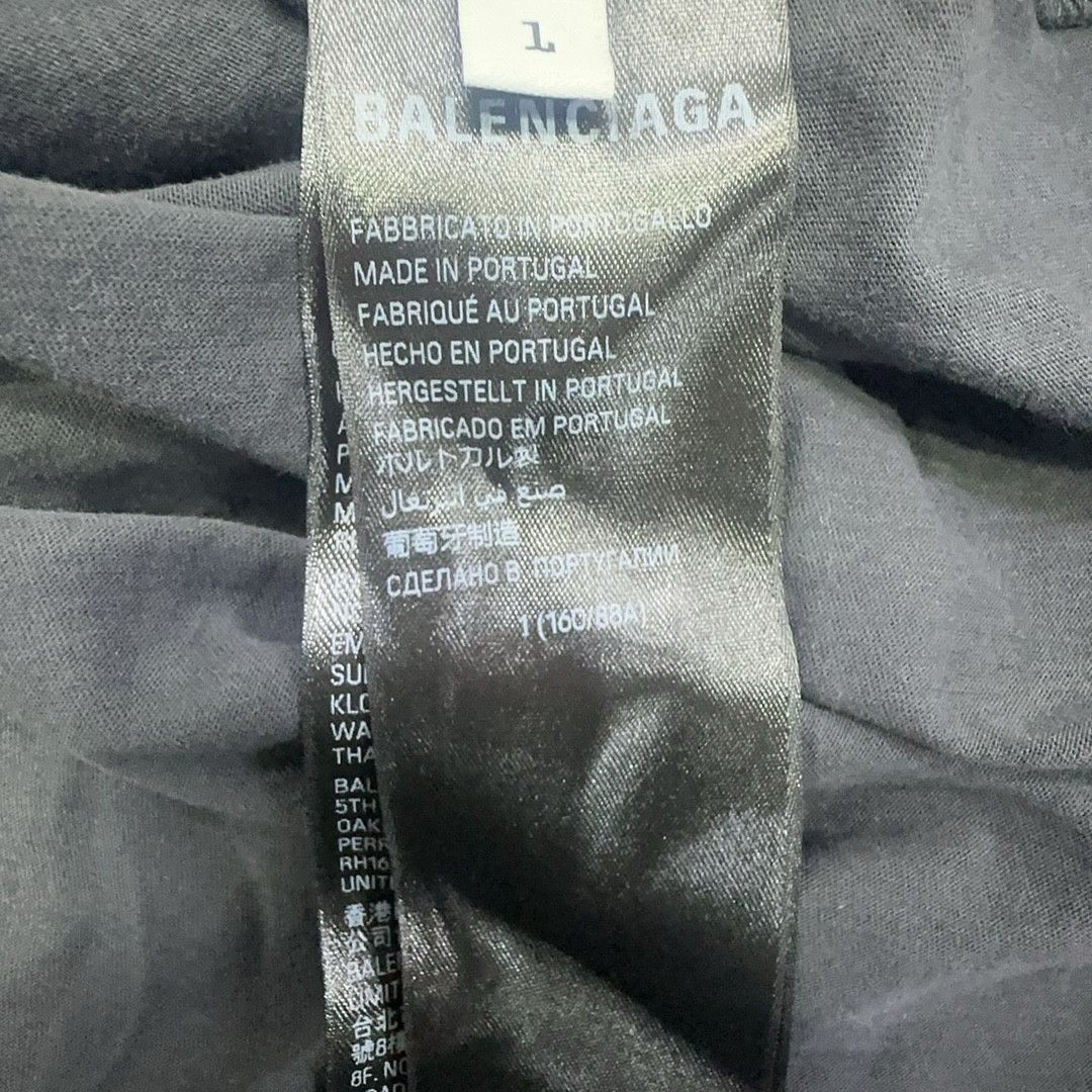 Balenciaga Balenciaga Logo Graphic Long Sleeve T-Shirt Size 1 Size US S / EU 44-46 / 1 - 5 Thumbnail