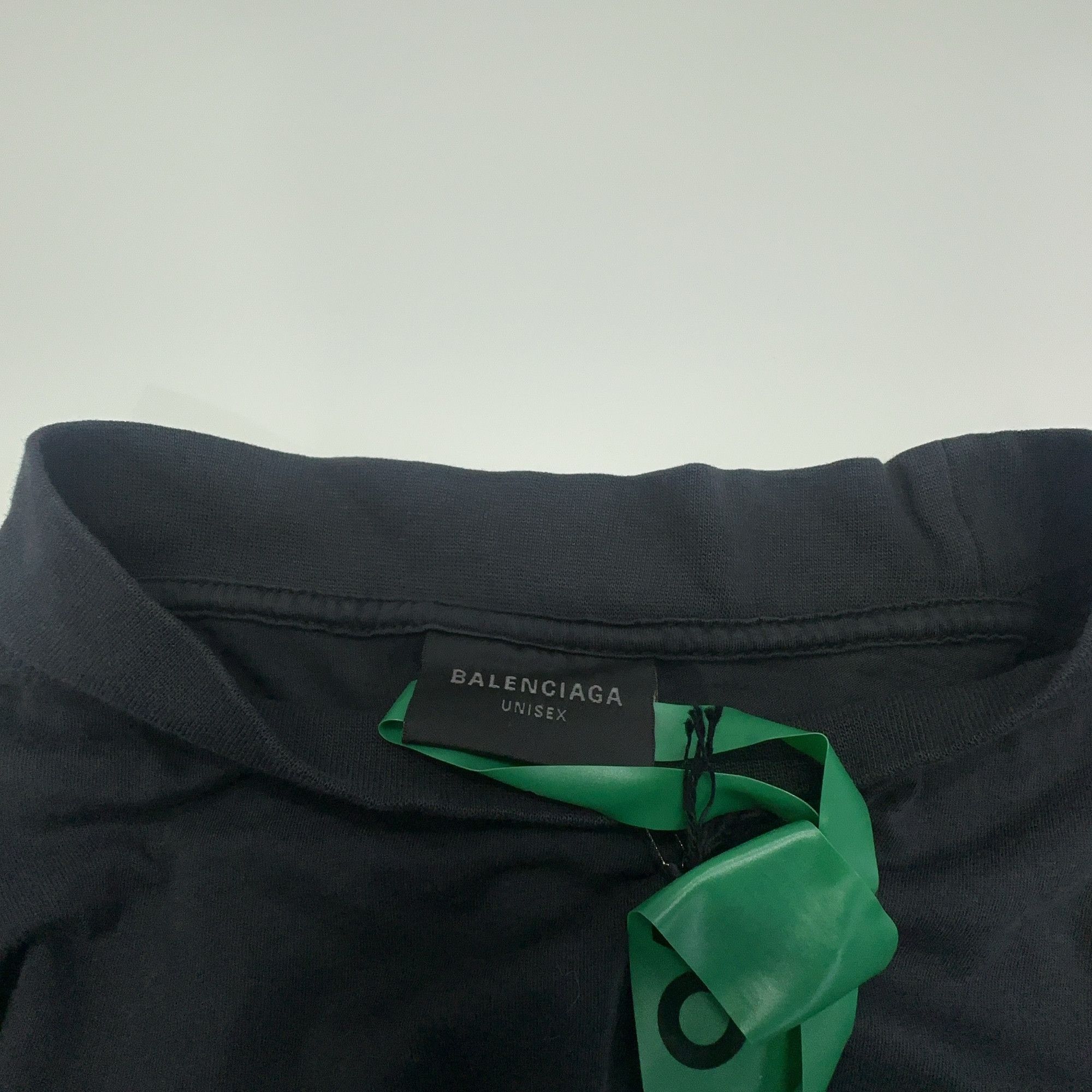 Balenciaga Balenciaga Logo Graphic Long Sleeve T-Shirt Size 1 Size US S / EU 44-46 / 1 - 6 Thumbnail