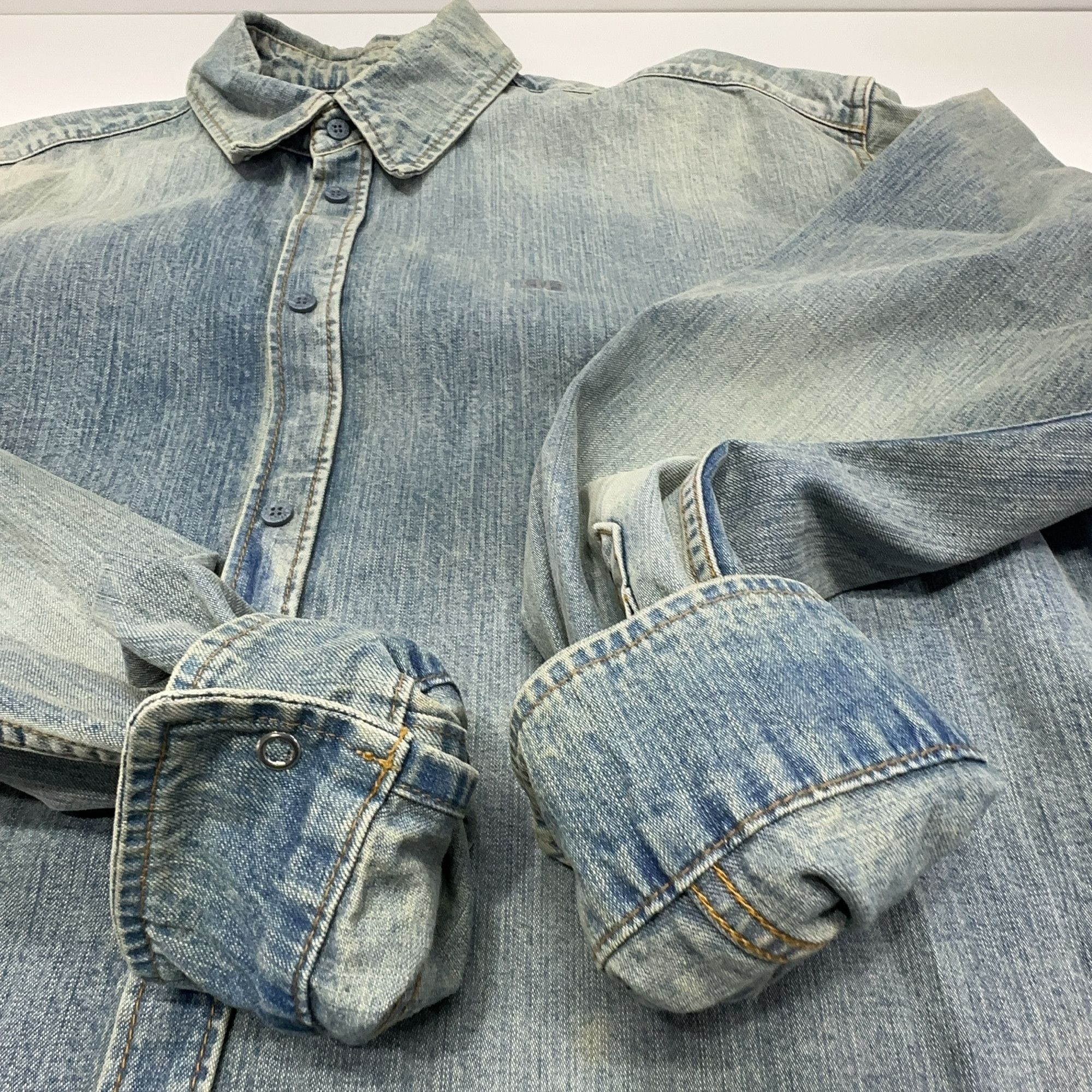 Balenciaga Balenciaga BB Embroidered Denim Shirt XS Size US XS / EU 42 / 0 - 11 Thumbnail