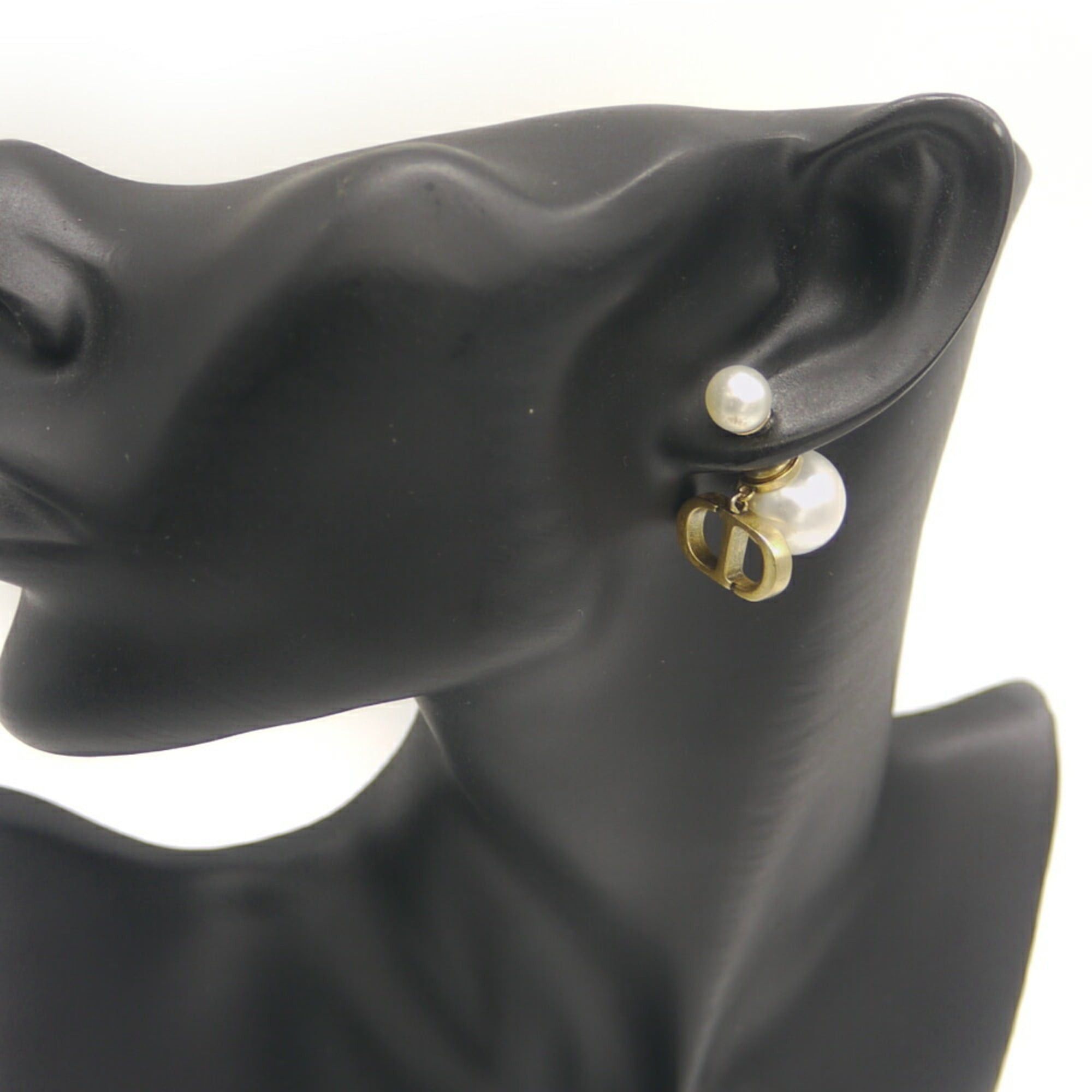 Dior Christian Dior Tribal Earrings with Resin Pearls Size ONE SIZE - 3 Thumbnail