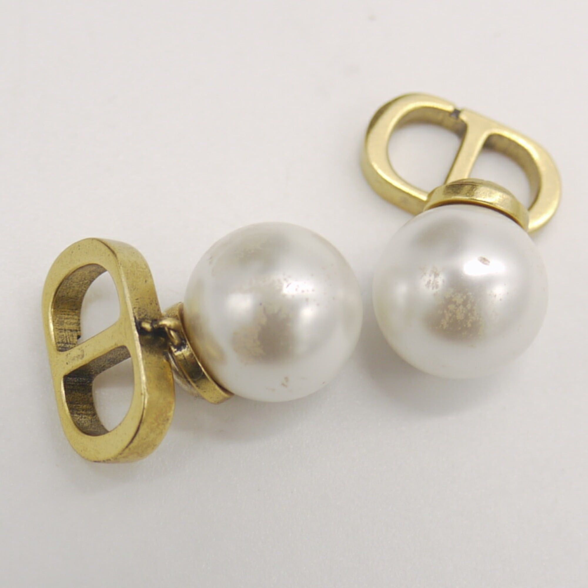 Dior Christian Dior Tribal Earrings with Resin Pearls Size ONE SIZE - 4 Thumbnail