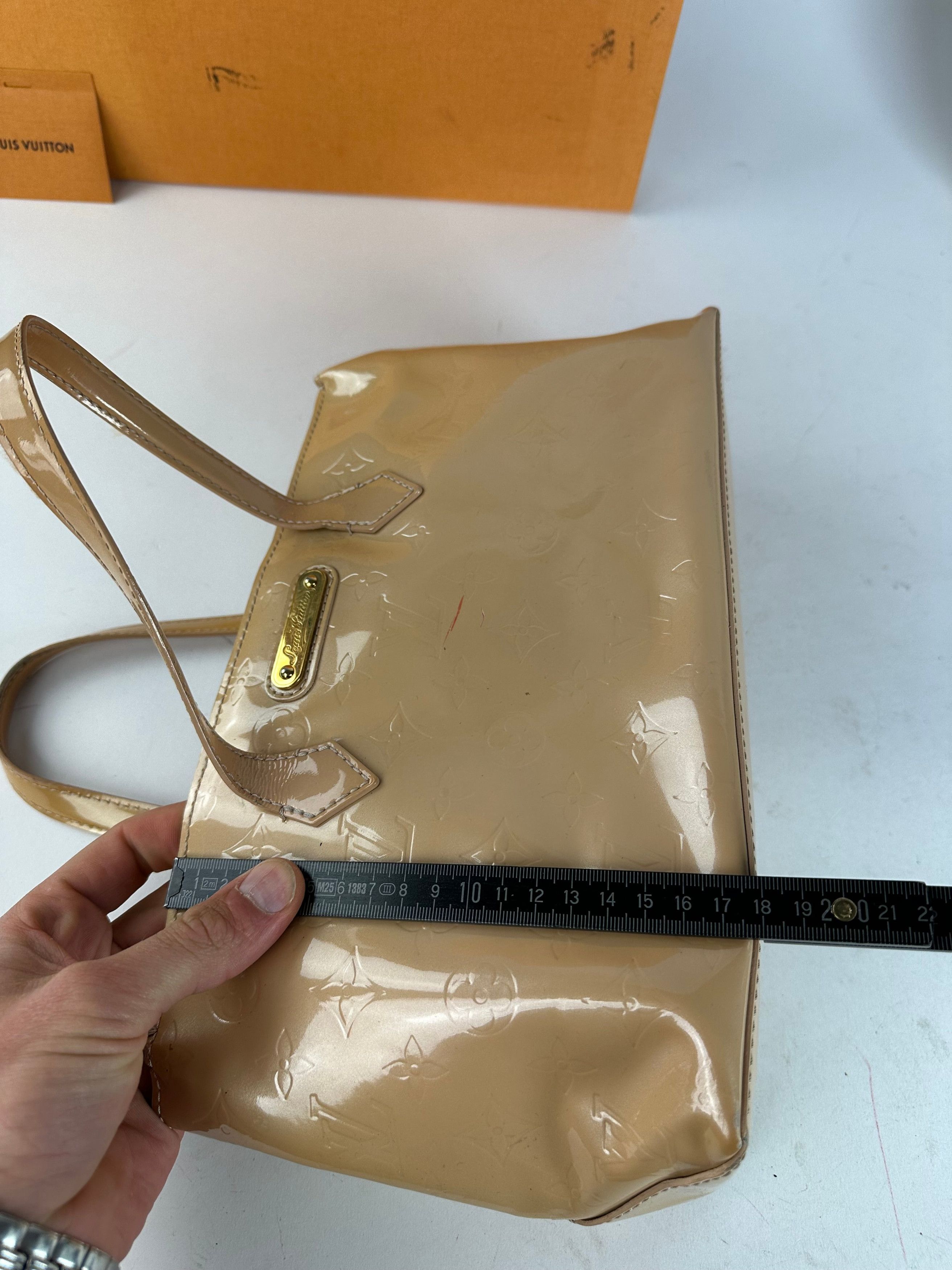 Louis Vuitton Vintage Monogram Vernis Handbag Beige Size ONE SIZE - 8 Thumbnail