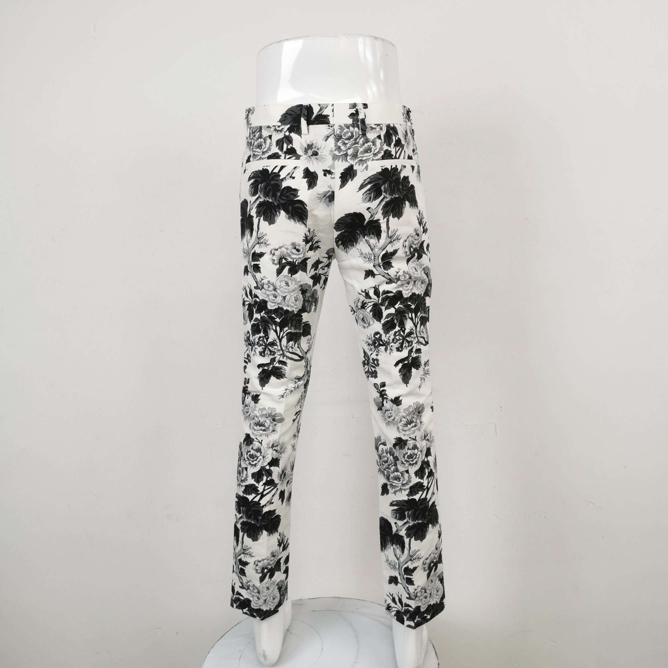 Dolce & Gabbana Dolce & Gabbana Men 28 Casual Pants Size US 28 / EU 44 - 2 Thumbnail