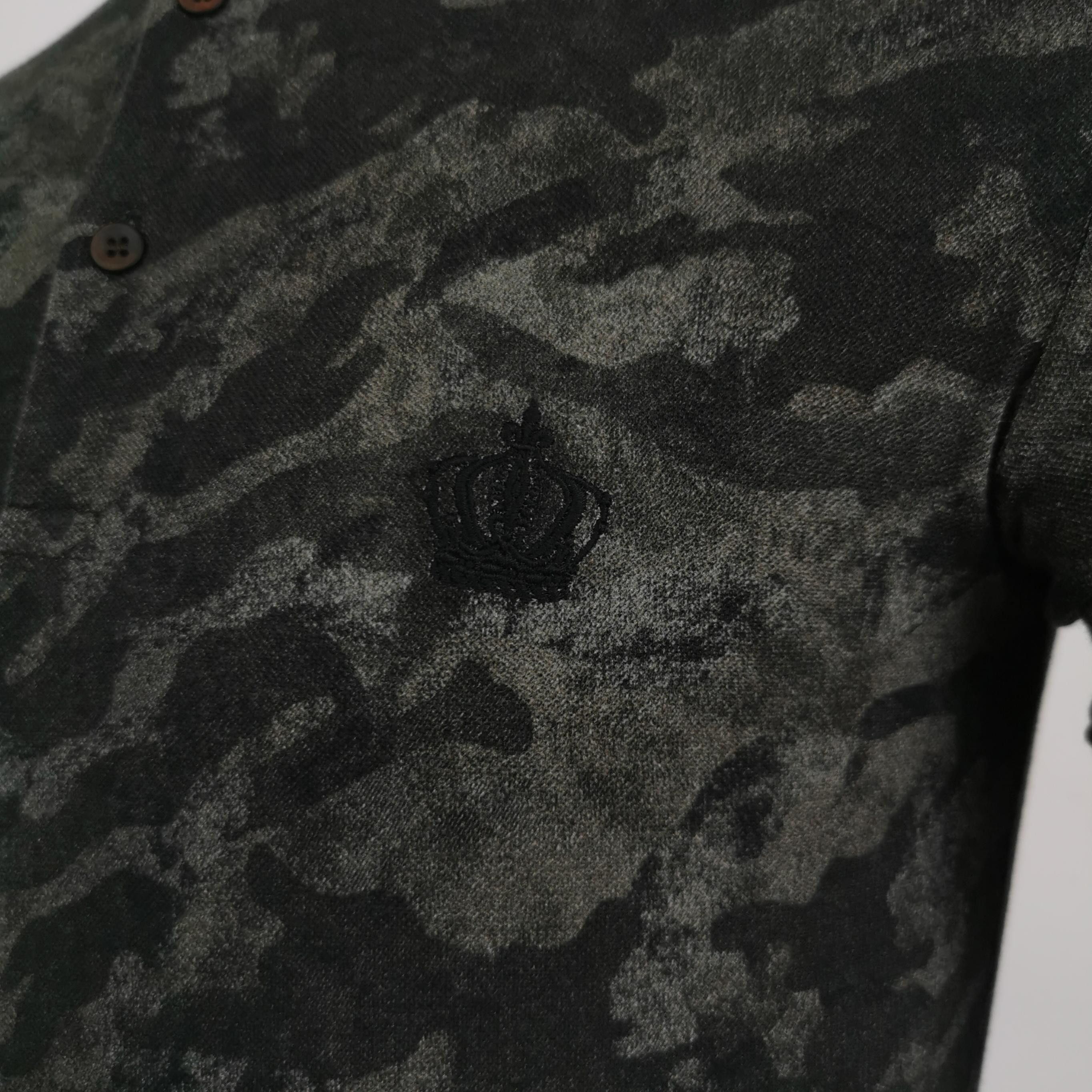 Dolce & Gabbana Dolce & Gabbana Men s Short Sleeve Shirts Size US S / EU 44-46 / 1 - 3 Thumbnail
