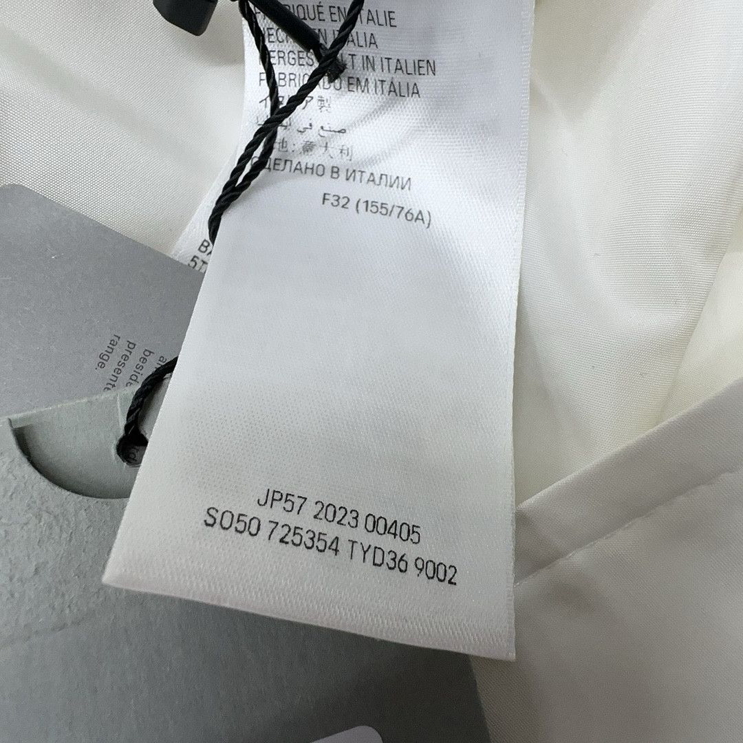 Balenciaga Balenciaga Hooded Rain Jacket Size 32 Size XXS / US 00 / IT 34 - 5 Thumbnail