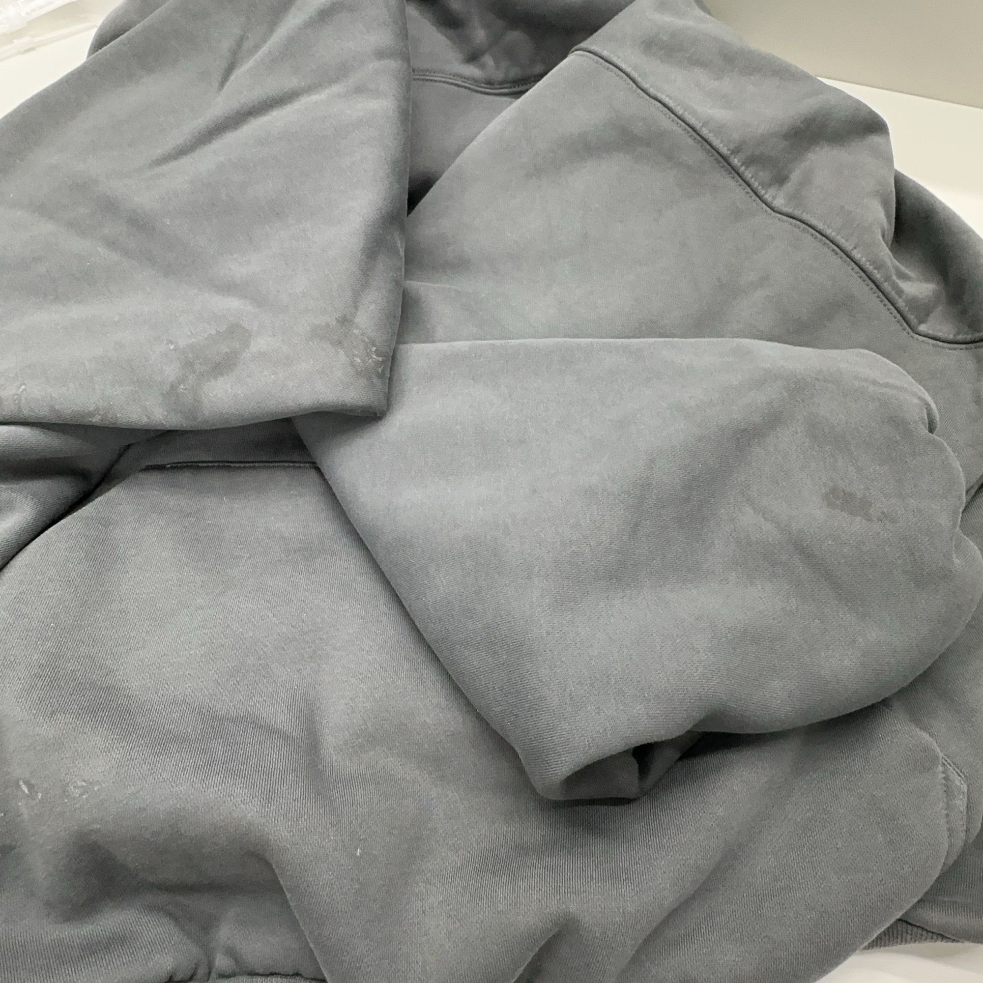 Balenciaga × Gap × Yeezy Yeezy x Gap x Balenciaga Dove Hoodie Size L Size US L / EU 52-54 / 3 - 7 Thumbnail
