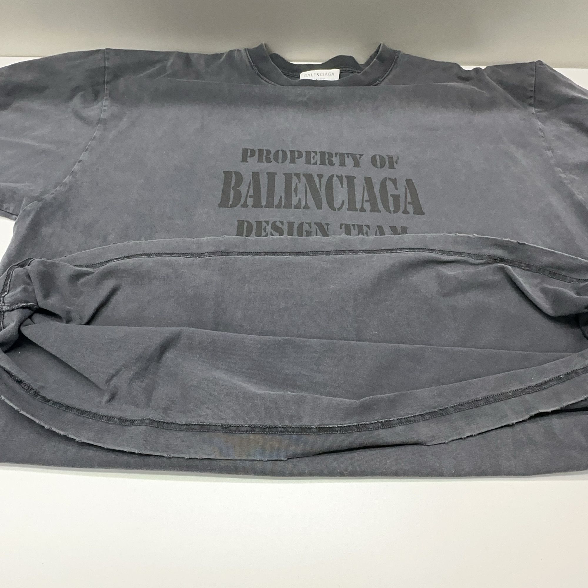 Balenciaga Balenciaga Property Of Logo T-Shirt Size M Size US M / EU 48-50 / 2 - 9 Thumbnail