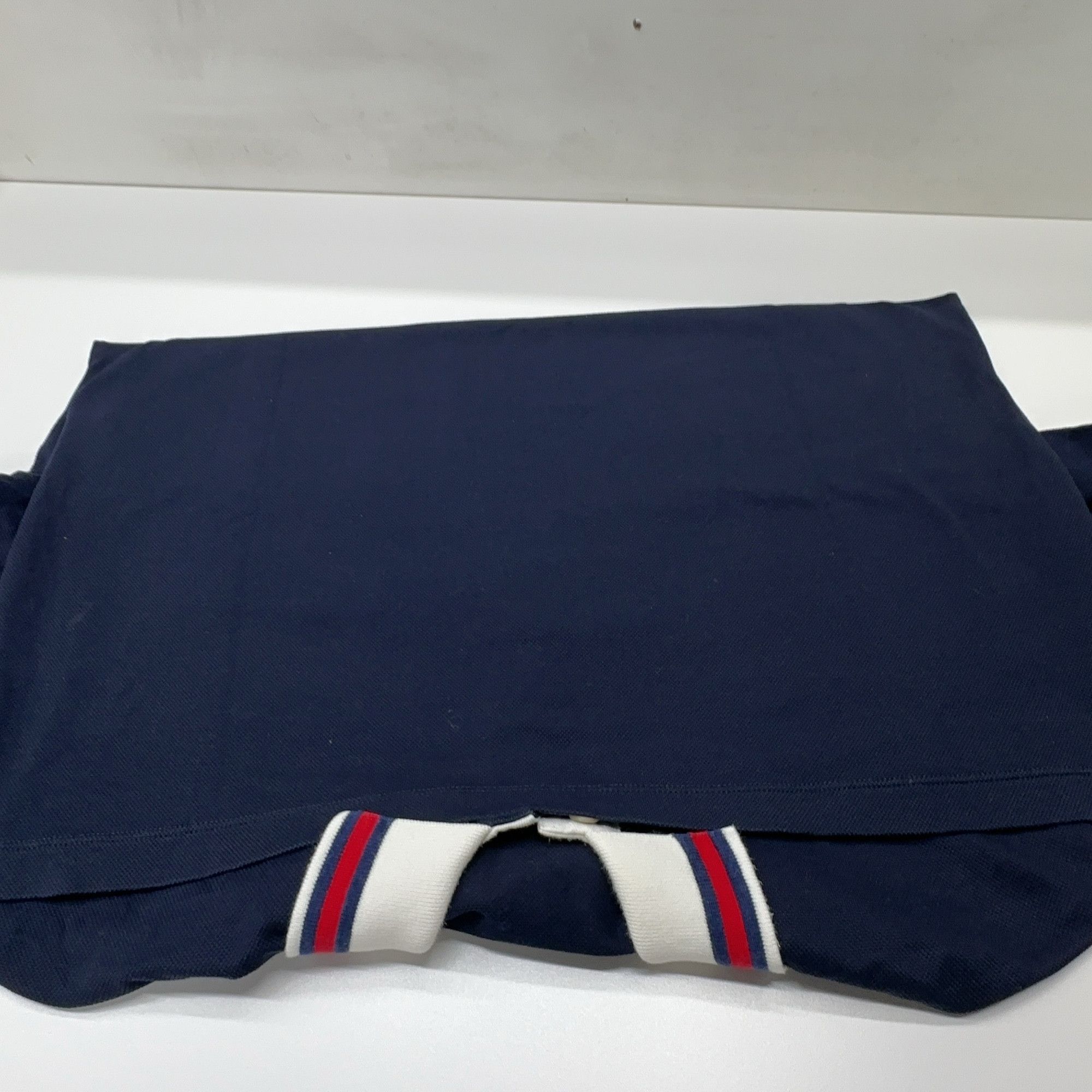 Gucci Gucci Logo Patch Polo Shirt Size M Size US M / EU 48-50 / 2 - 12 Thumbnail