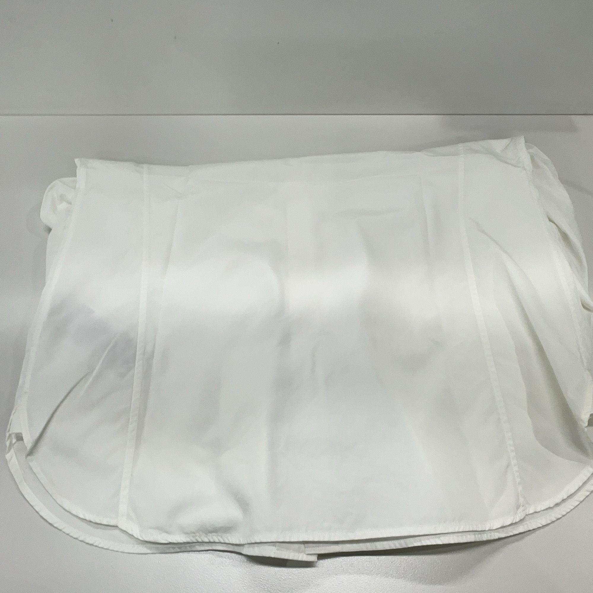 Gucci Gucci White Button Up Shirt Size L Size US L / EU 52-54 / 3 - 11 Thumbnail