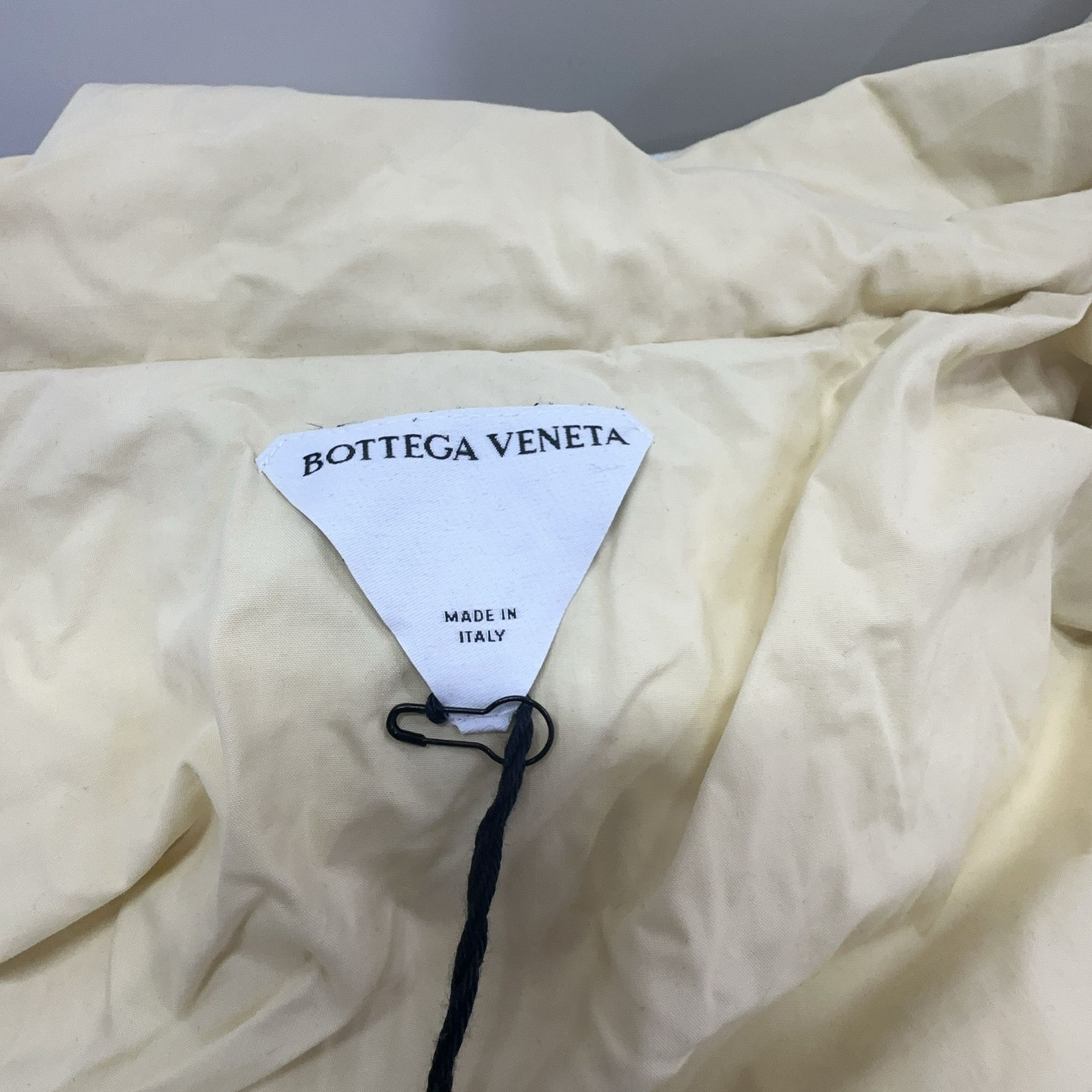 Bottega Veneta Bottega Veneta Frosted Poplin Puffy Down Jacket Size M Size US M / EU 48-50 / 2 - 3 Thumbnail