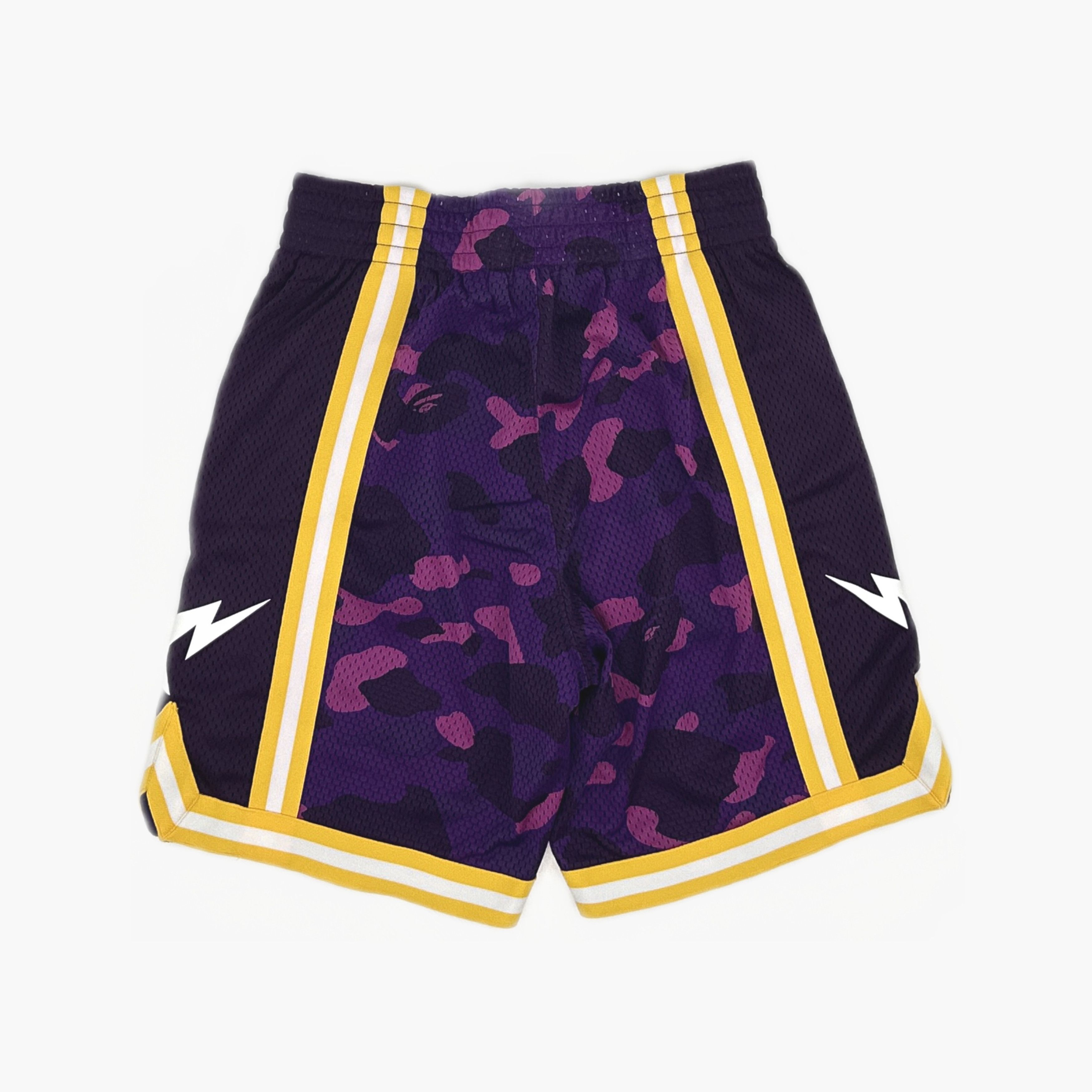 Bape A Bathing Ape Camo Basketball Shorts Size S Size US 30 / EU 46 - 2 Thumbnail