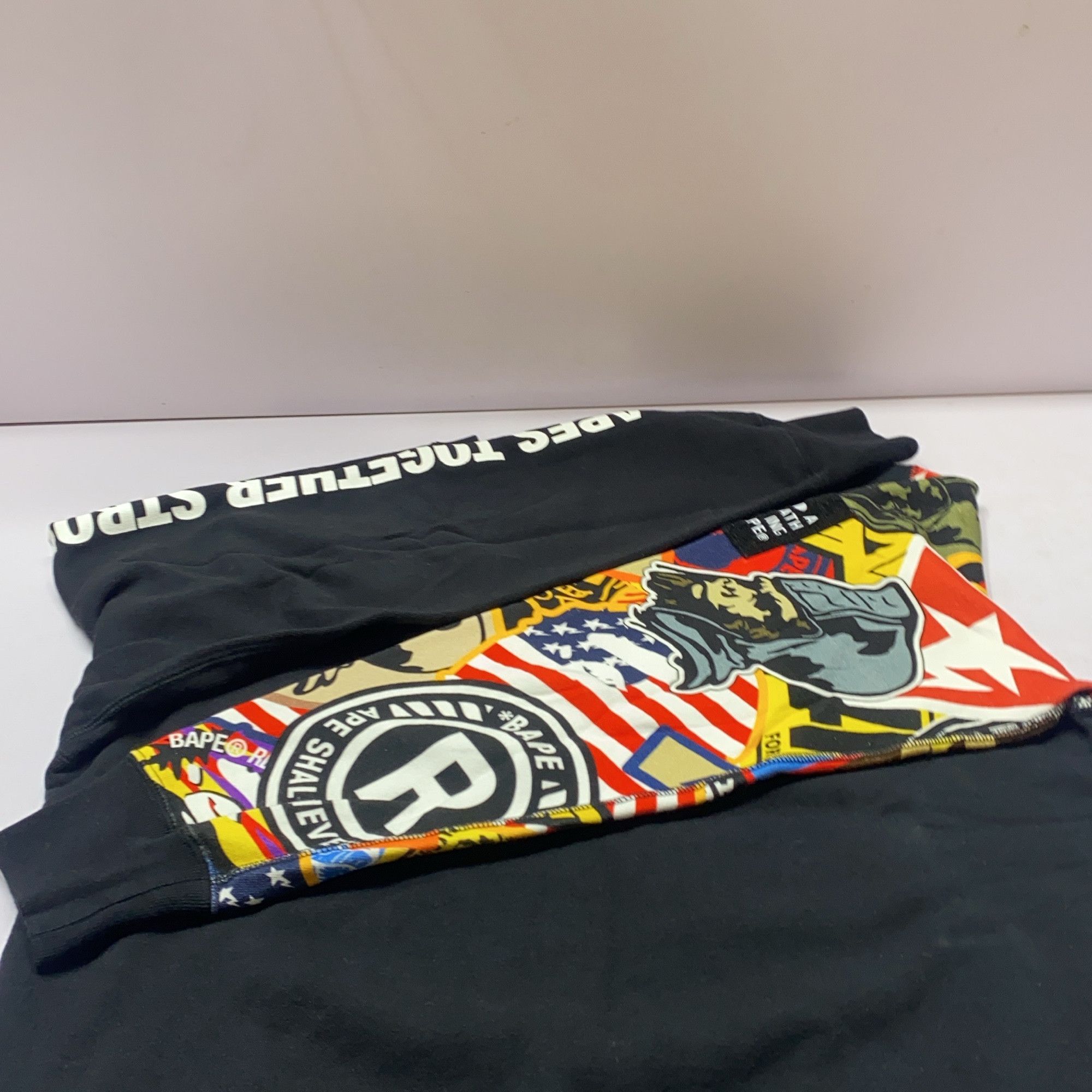 Bape A Bathing Ape Patchwork Sleeve Sweatshirt Size L Size US L / EU 52-54 / 3 - 7 Thumbnail