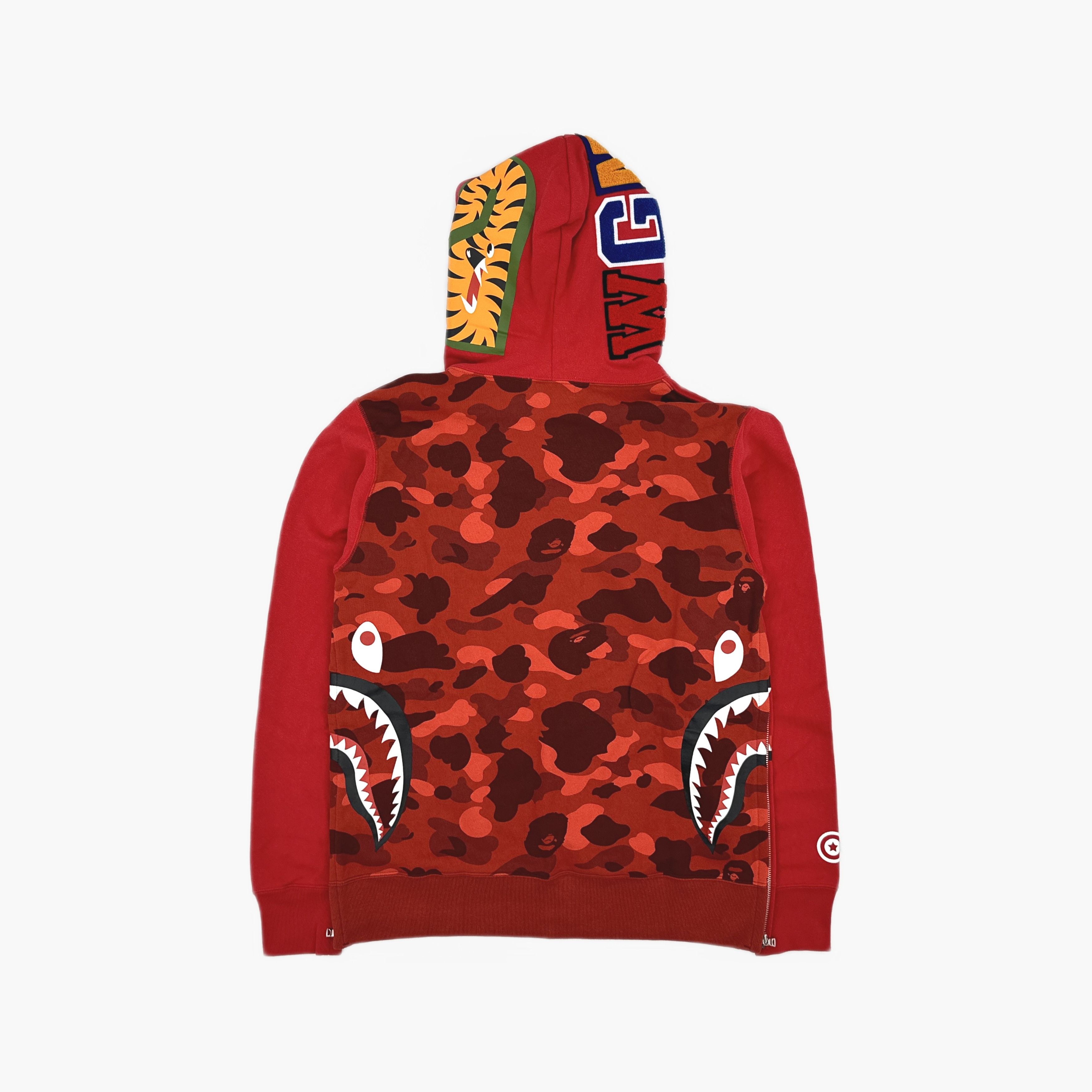 Bape A Bathing Ape Shark Camo Hoodie Size L Size US L / EU 52-54 / 3 - 2 Thumbnail