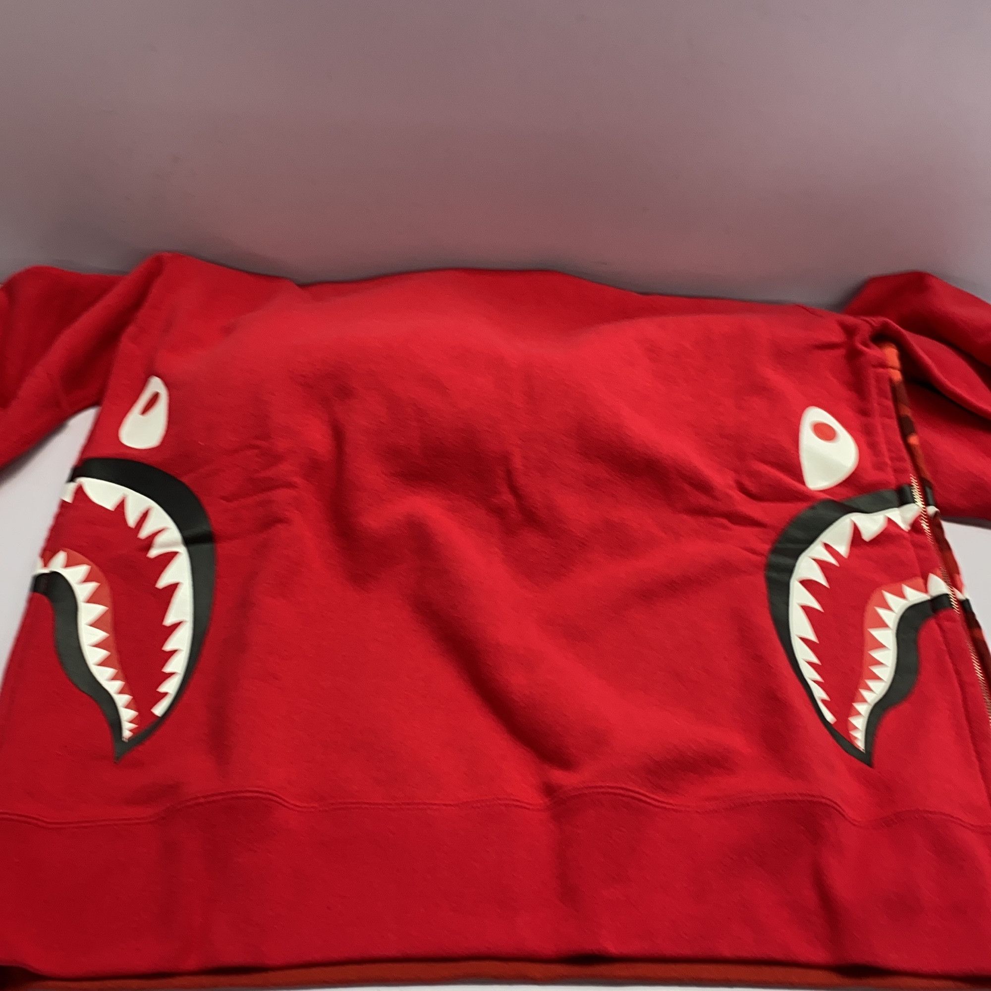 Bape A Bathing Ape Shark Camo Hoodie Size L Size US L / EU 52-54 / 3 - 7 Thumbnail