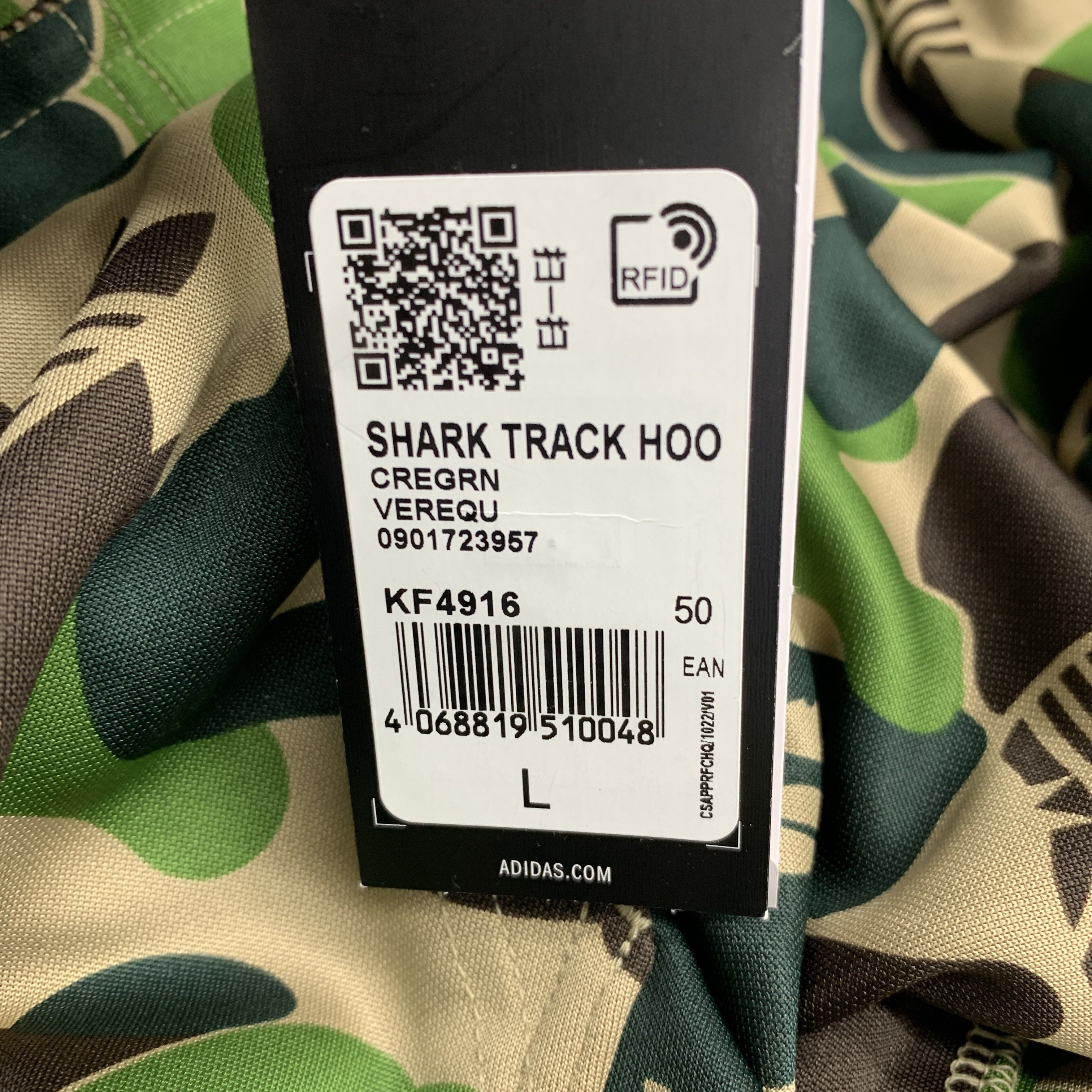 Bape Adidas Originals x BAPE Shark Track Hoodie Jacket Size M Size US M / EU 48-50 / 2 - 4 Thumbnail